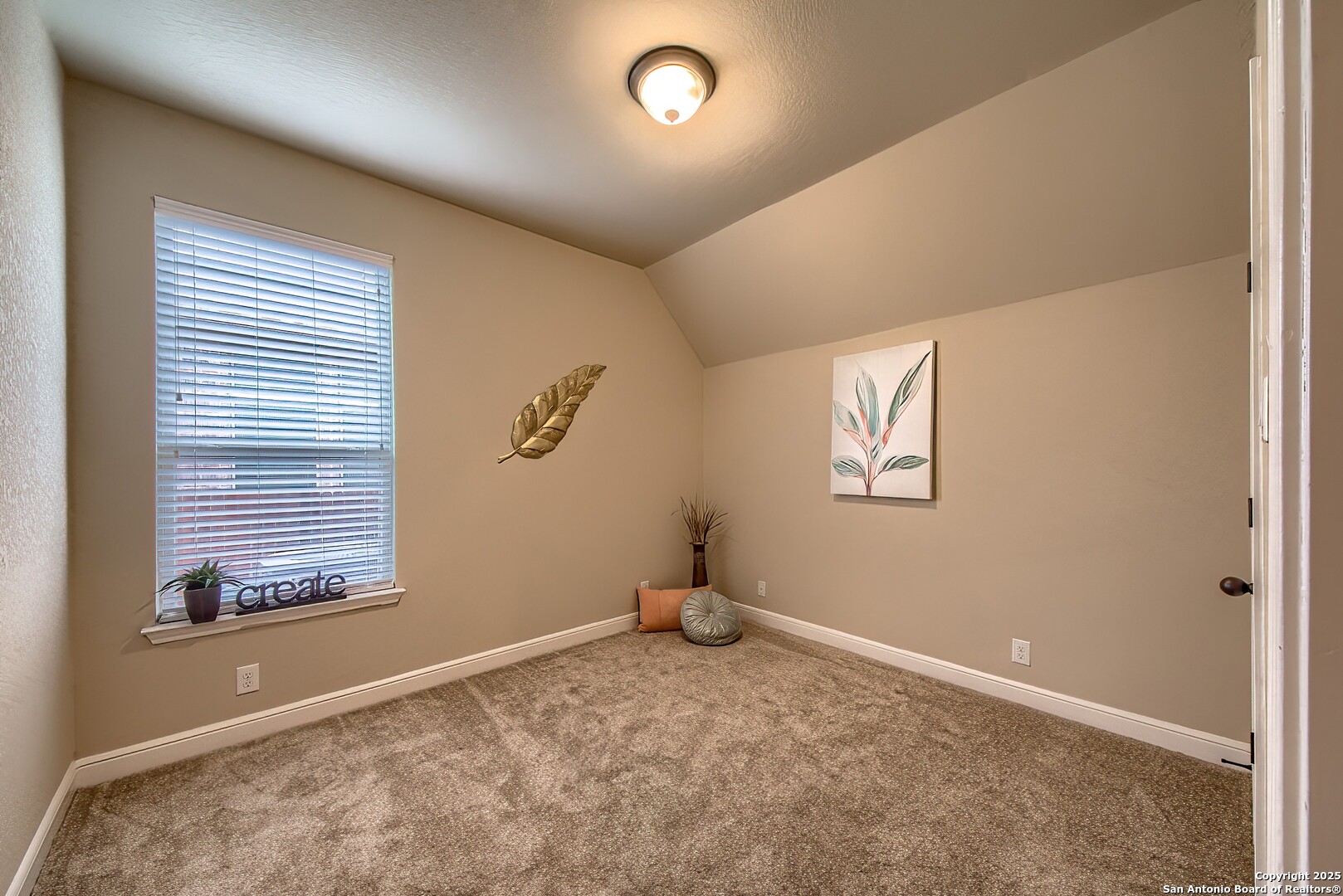 3811 Mira Mesa