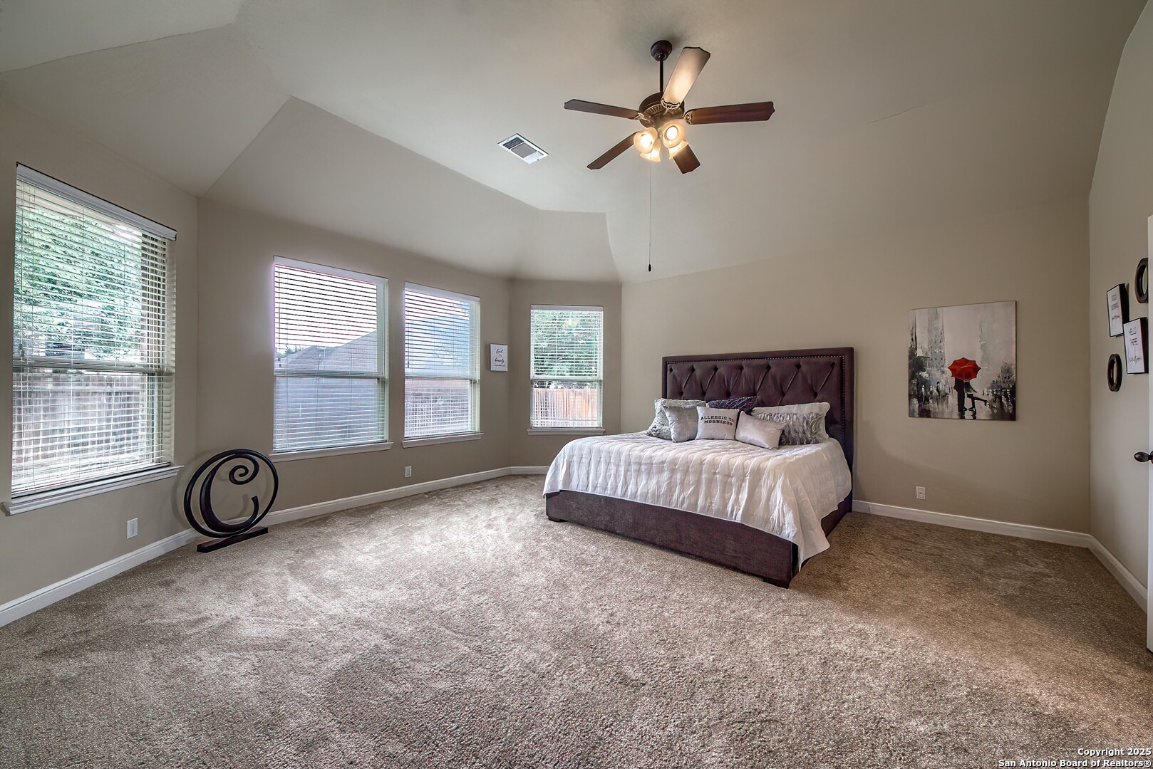 3811 Mira Mesa