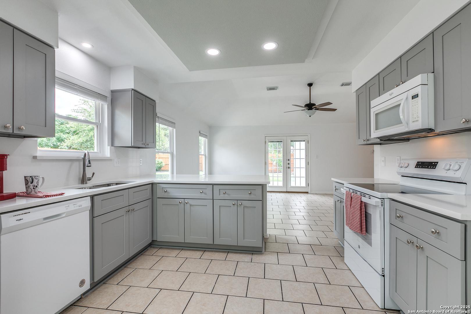 7311 Huntwood