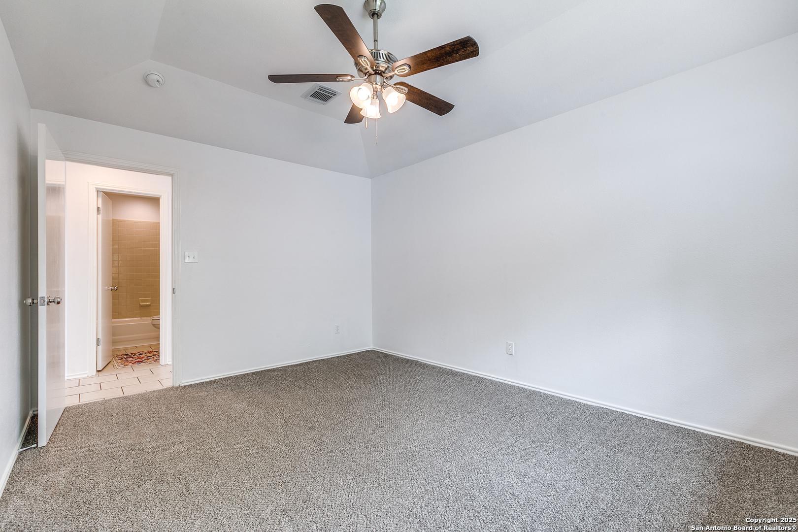 7311 Huntwood