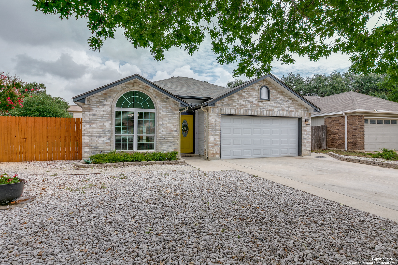 7311 Huntwood