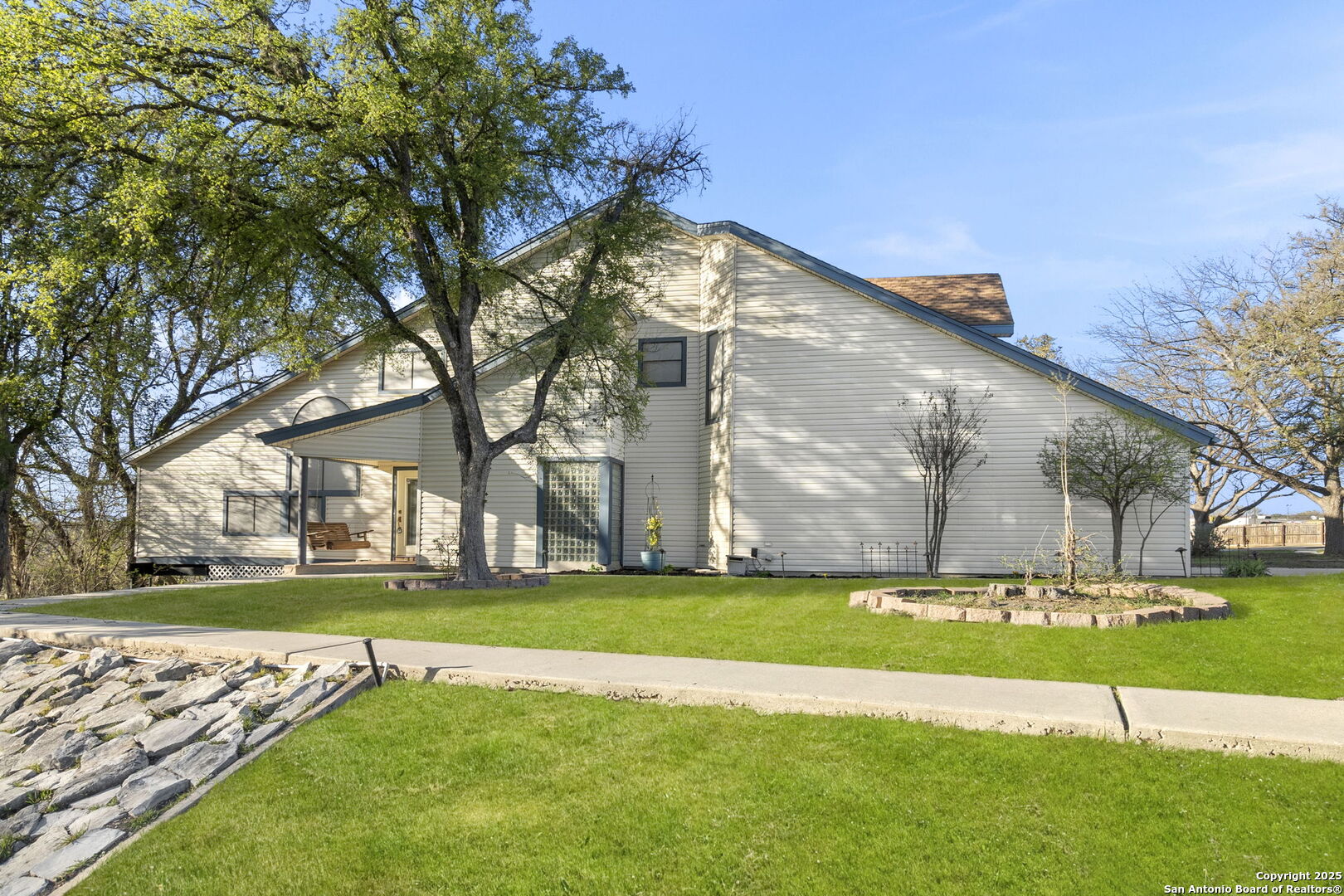 805 Summerwood