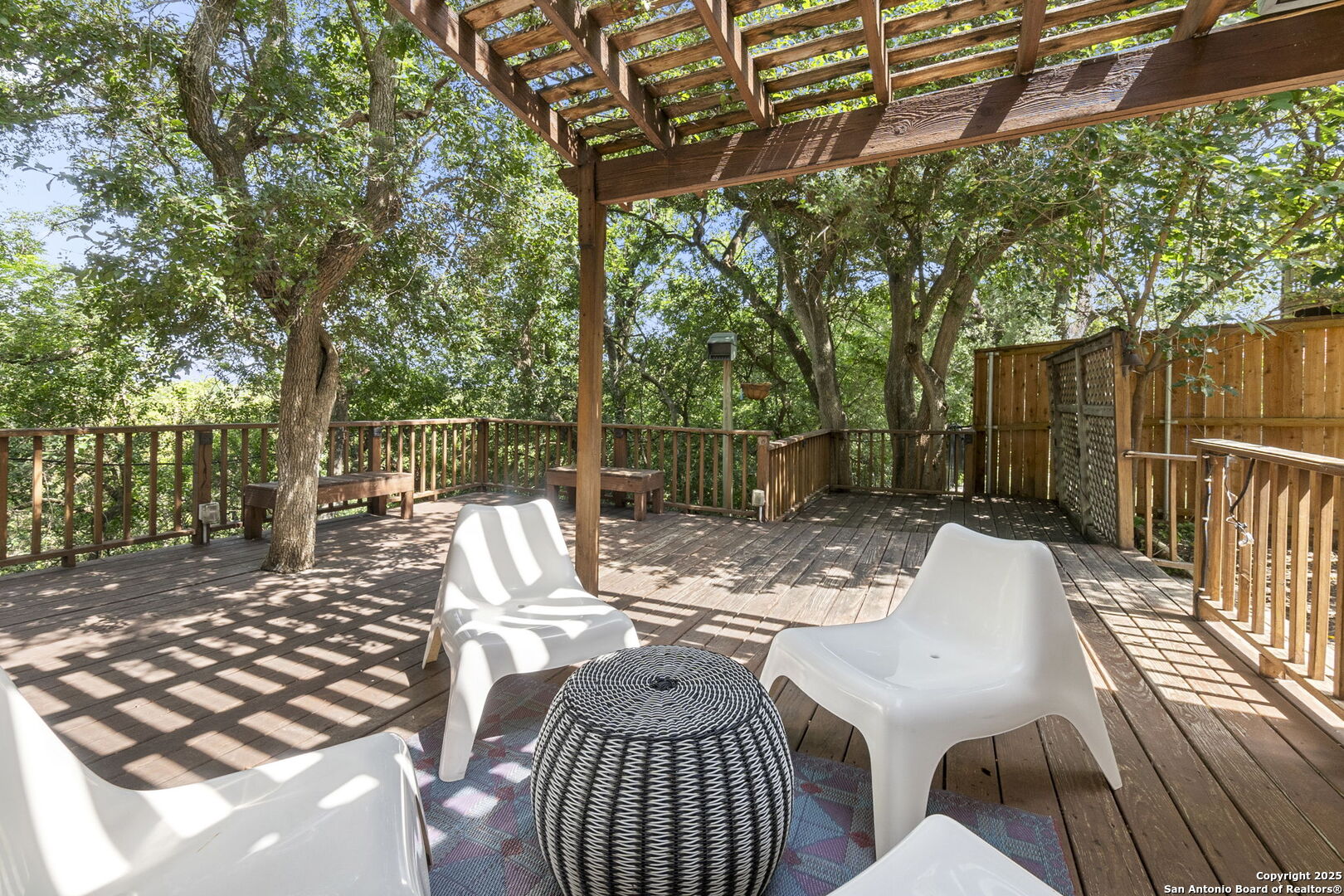 805 Summerwood