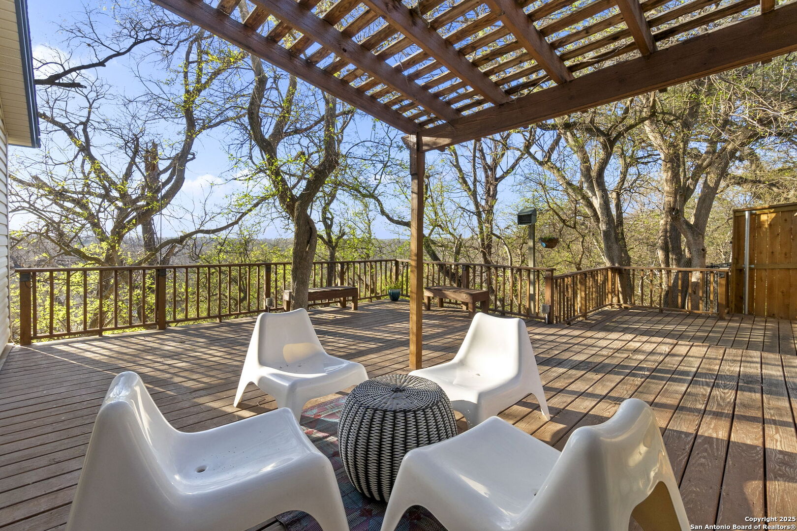 805 Summerwood