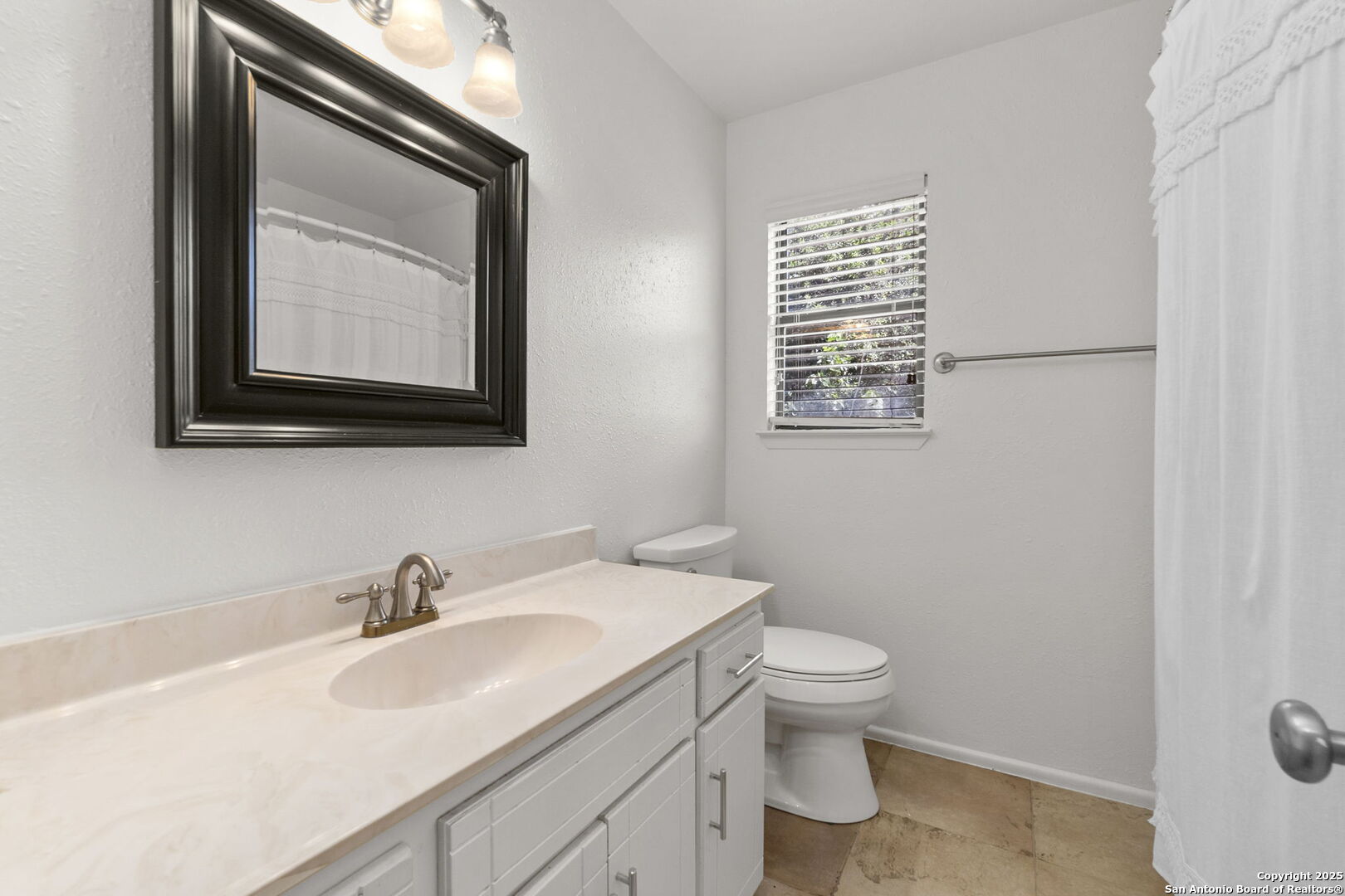 805 Summerwood