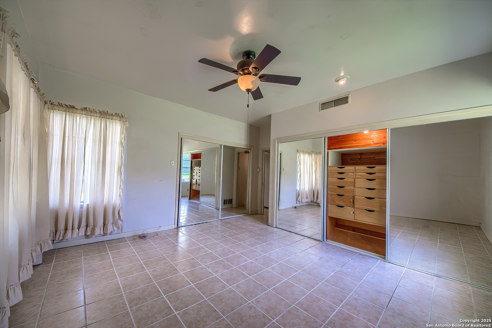 1315 Lockhill Selma