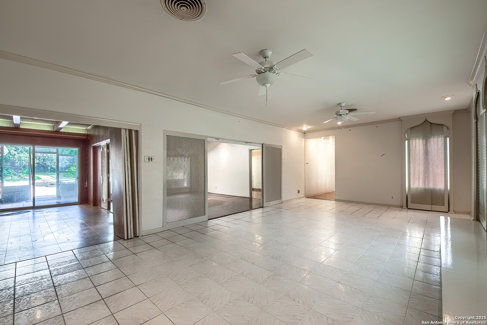1315 Lockhill Selma