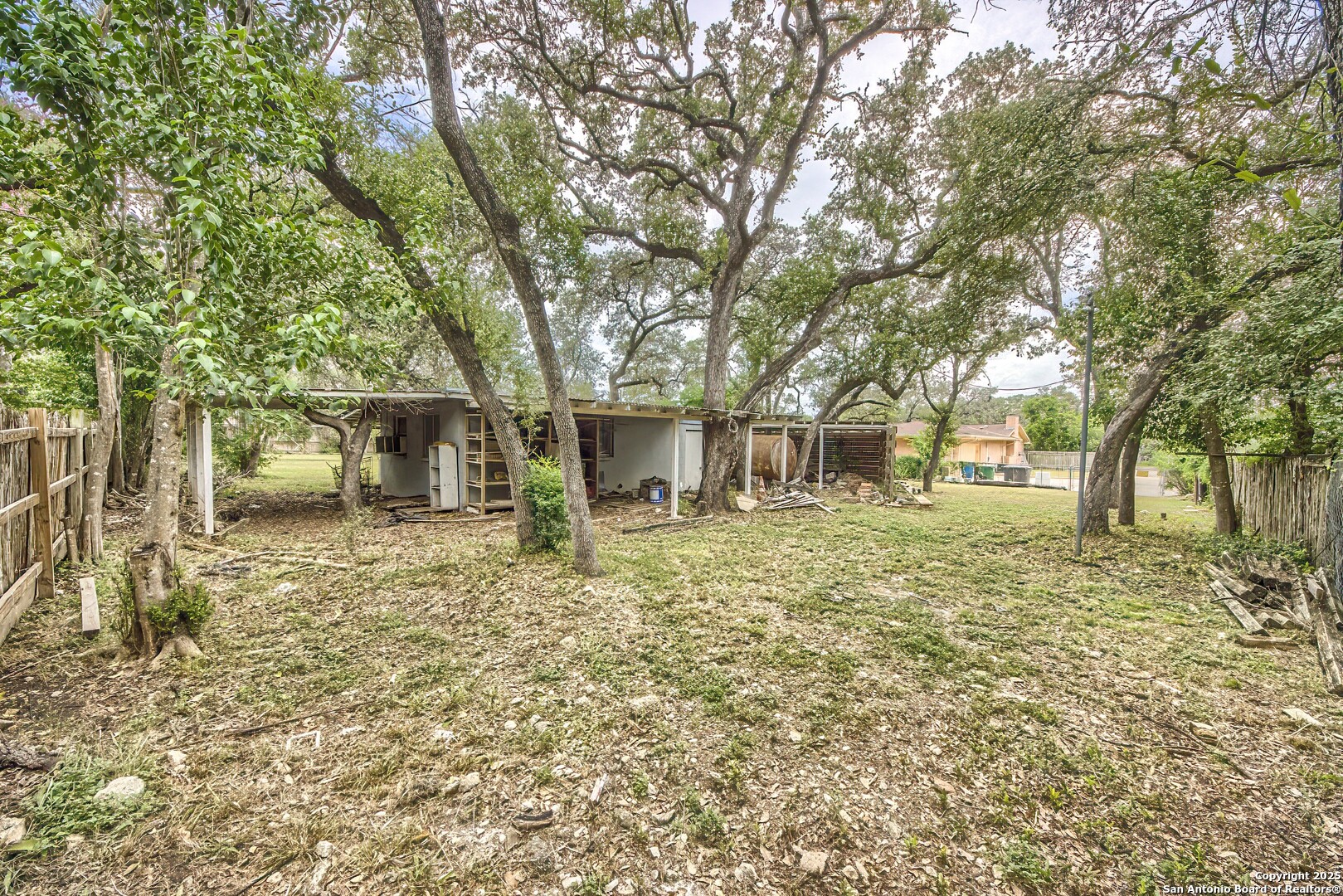 1315 Lockhill Selma