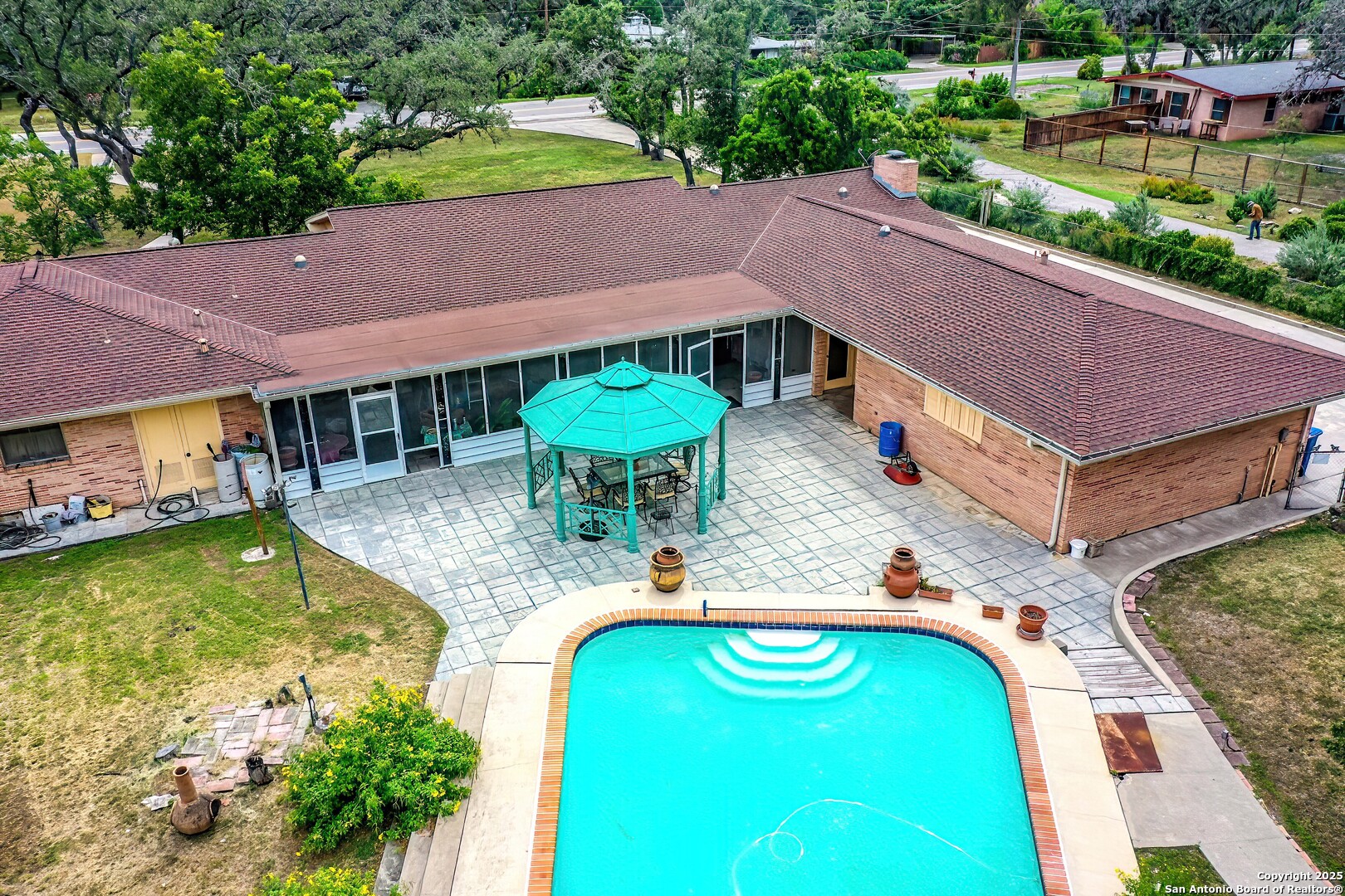 1315 Lockhill Selma
