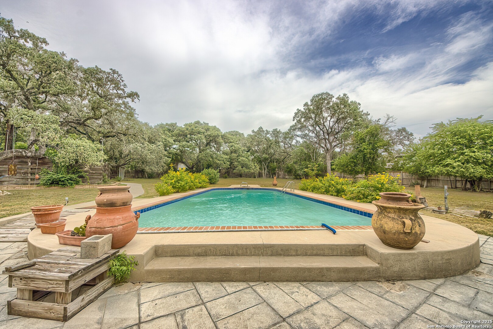 1315 Lockhill Selma