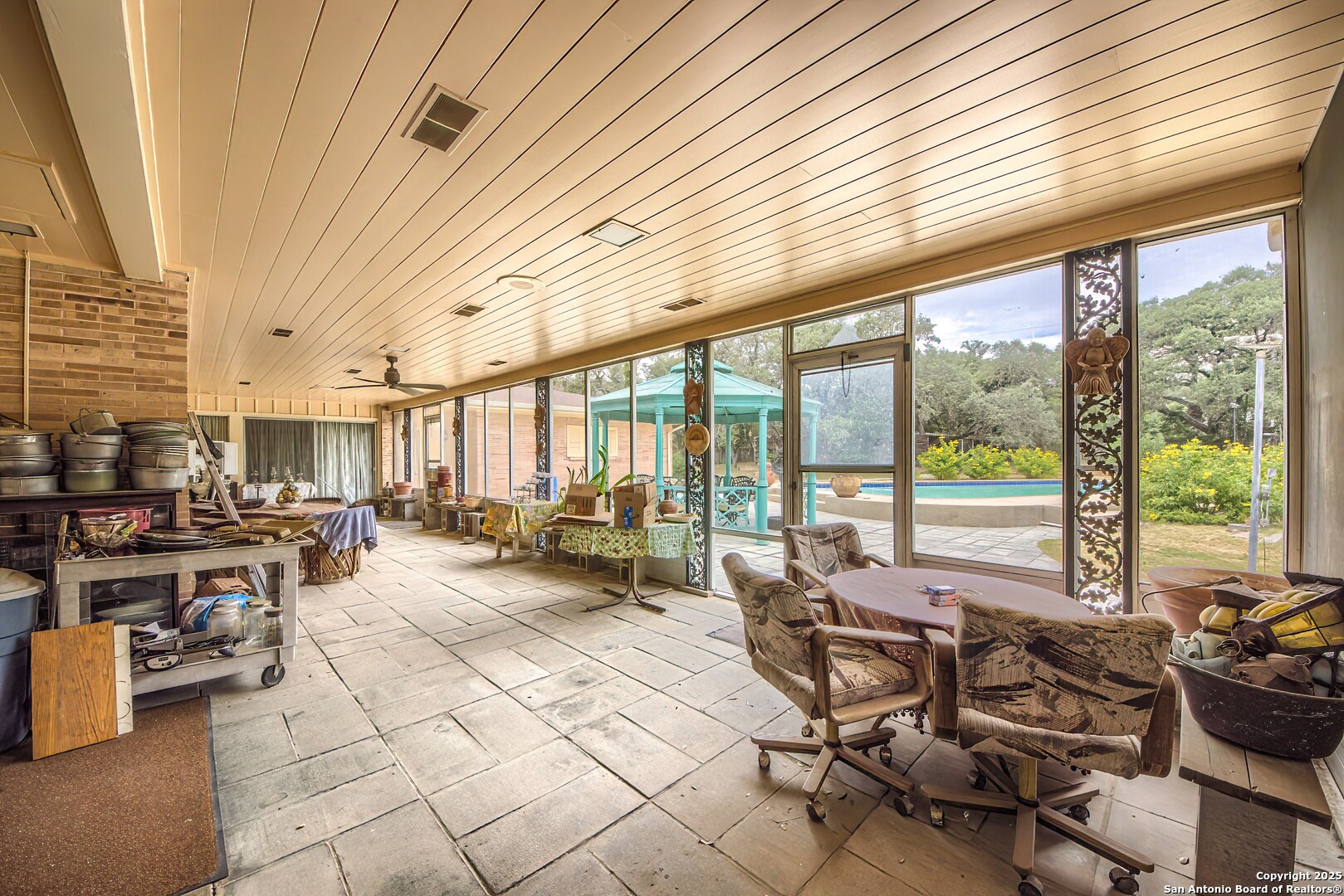 1315 Lockhill Selma