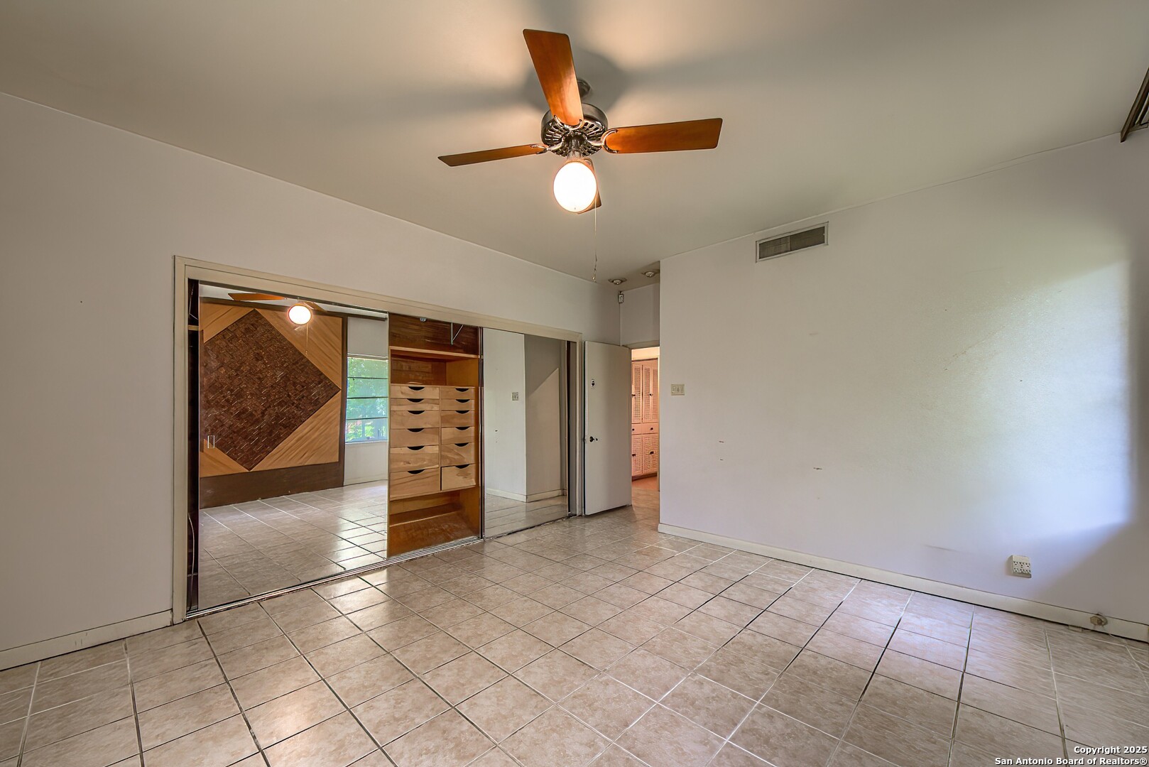 1315 Lockhill Selma