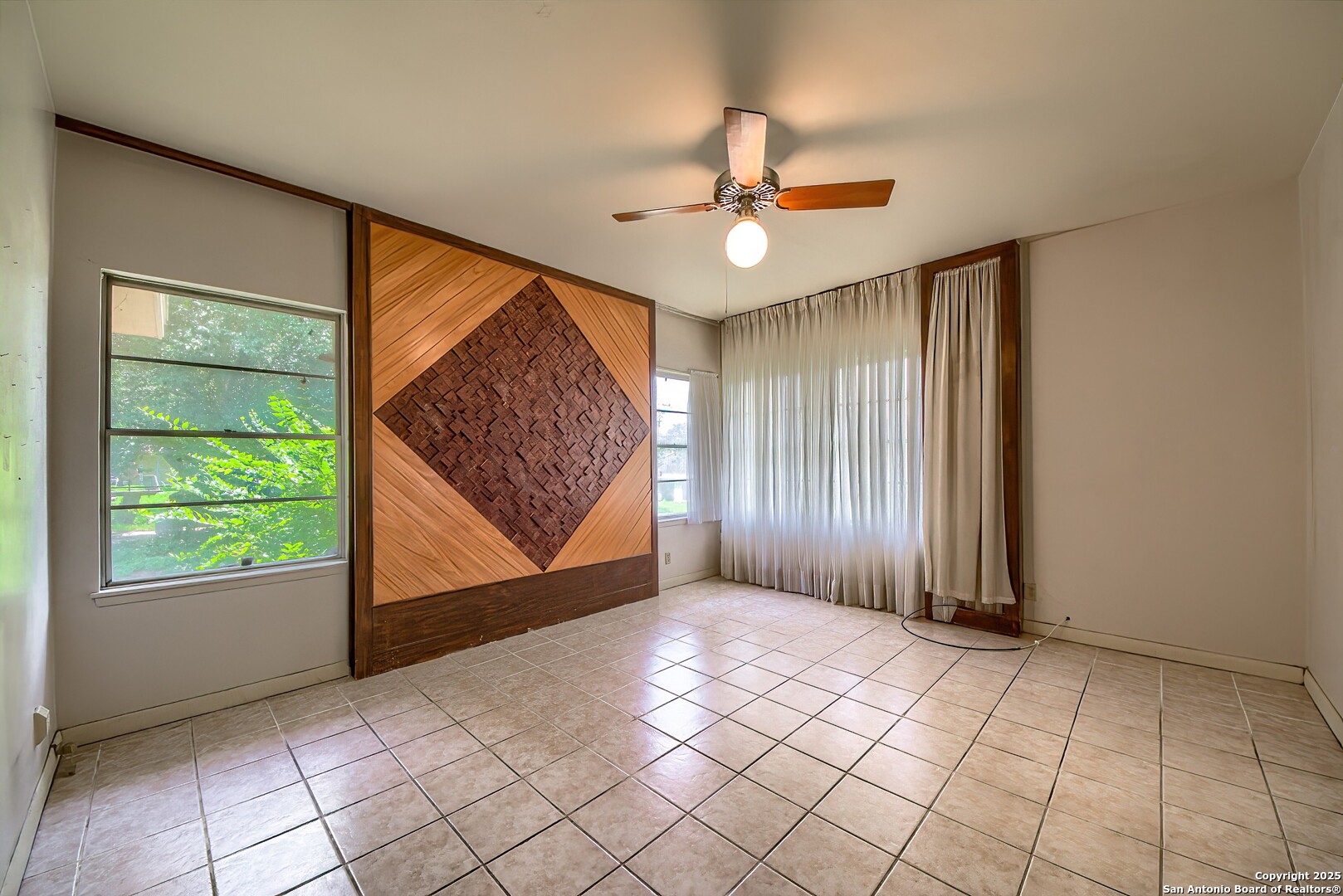 1315 Lockhill Selma