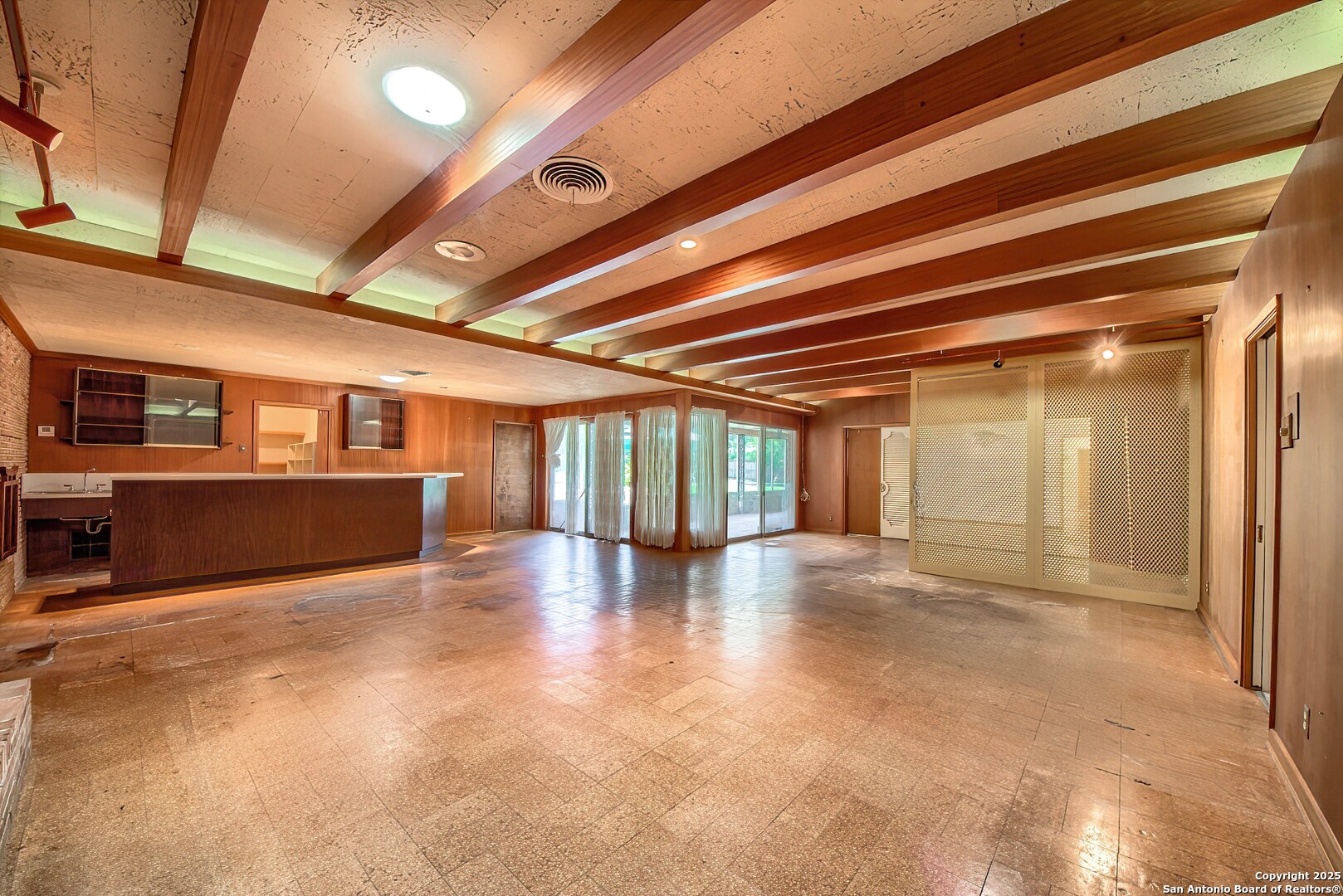 1315 Lockhill Selma