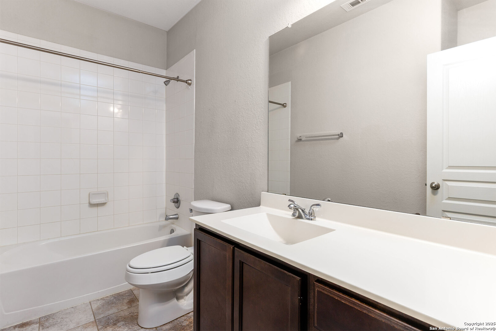 9919 Belmore Cove