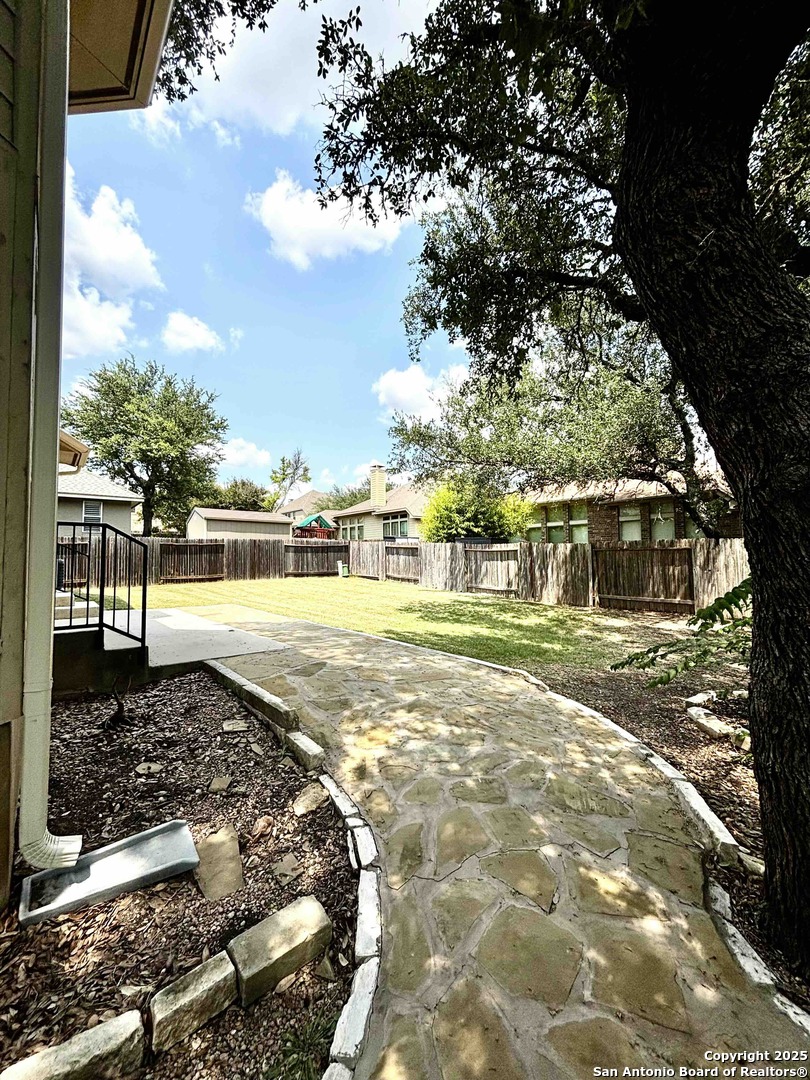27046 Trinity Heights
