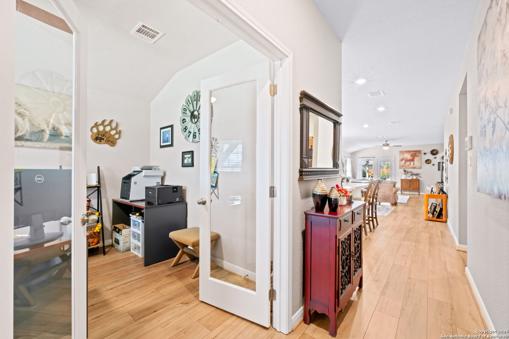 1226 Lennea Garden