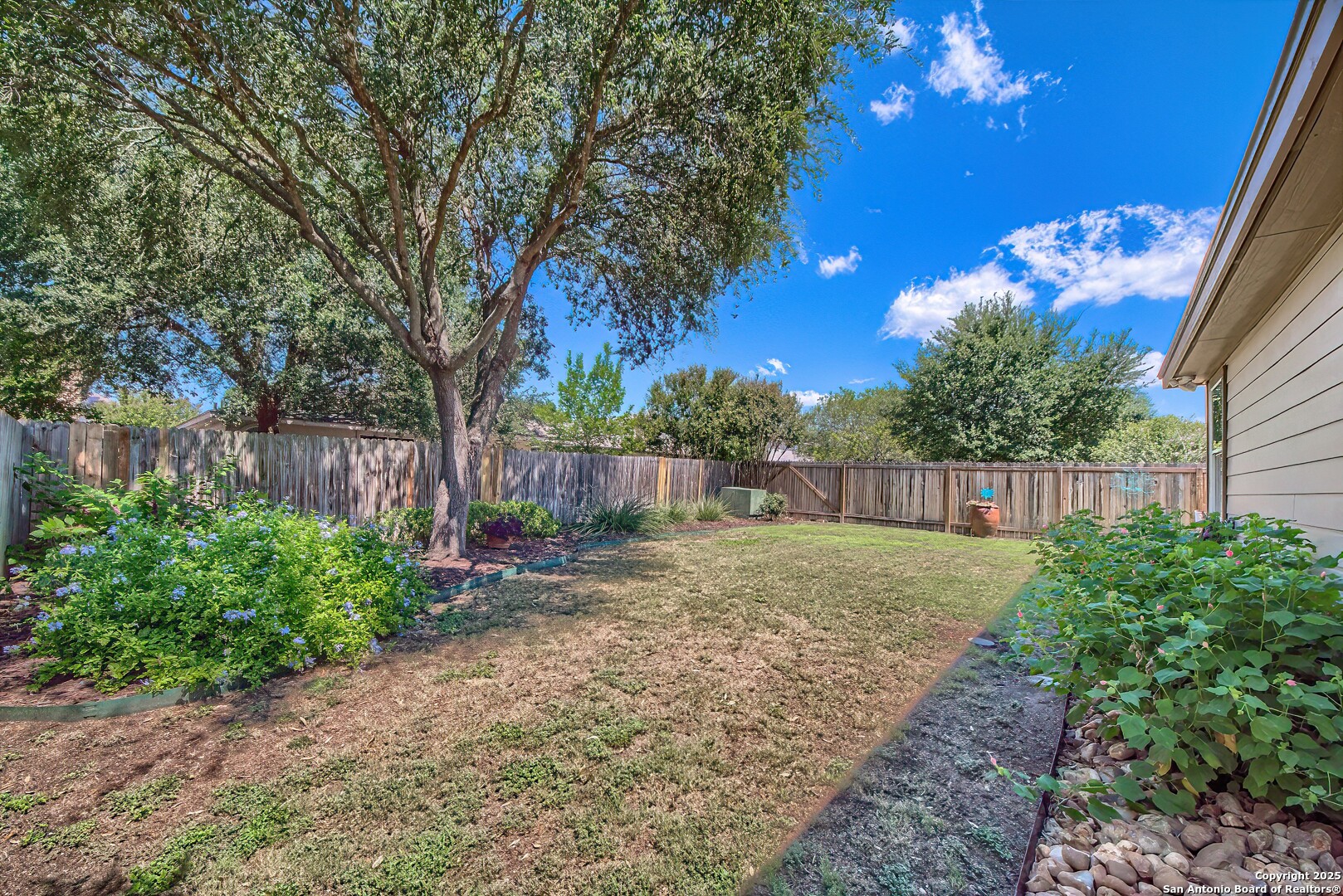 9811 Sandlet Trail