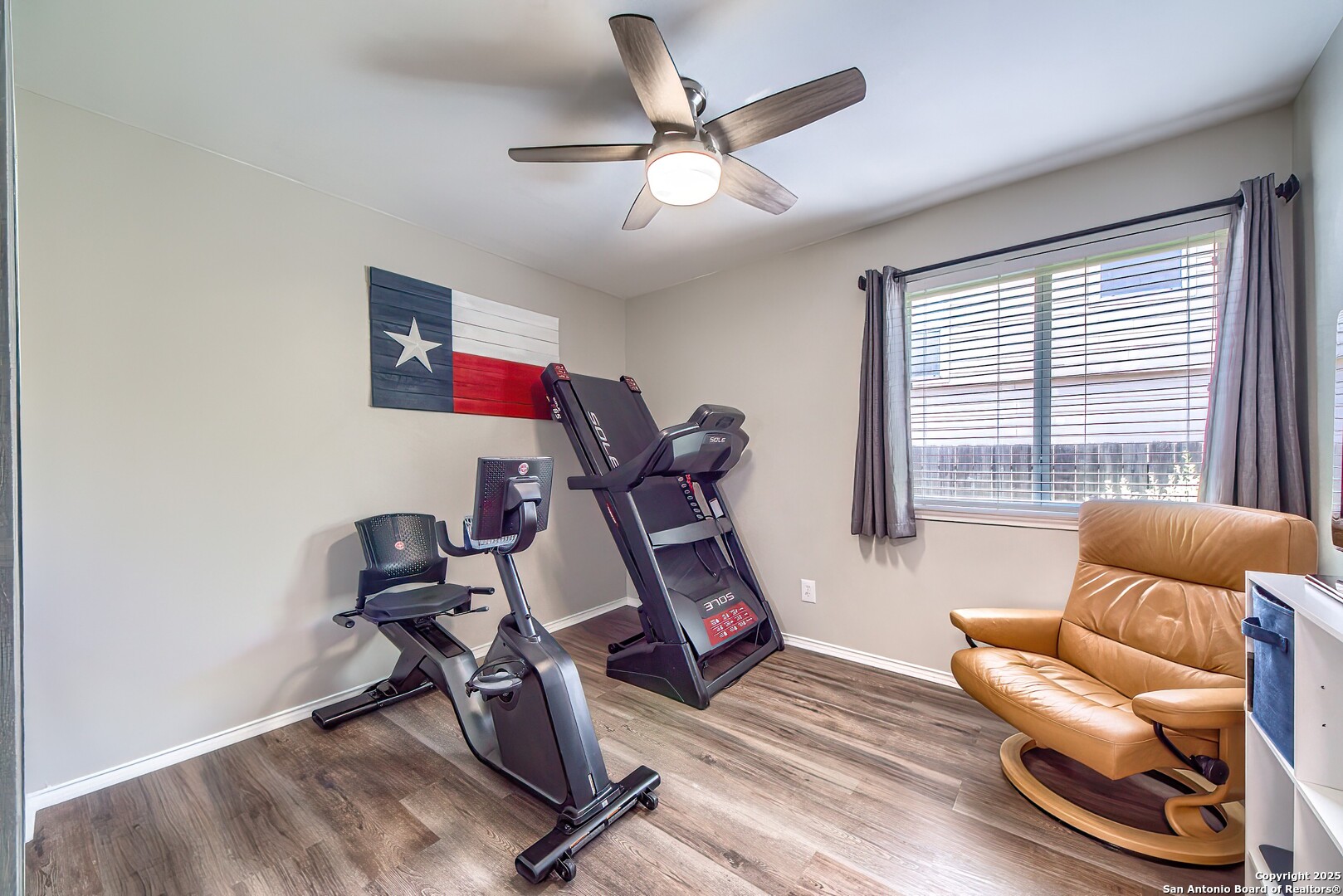9811 Sandlet Trail