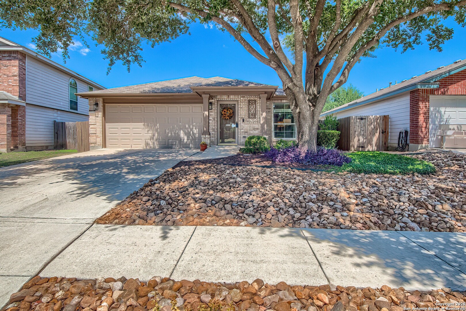 9811 Sandlet Trail