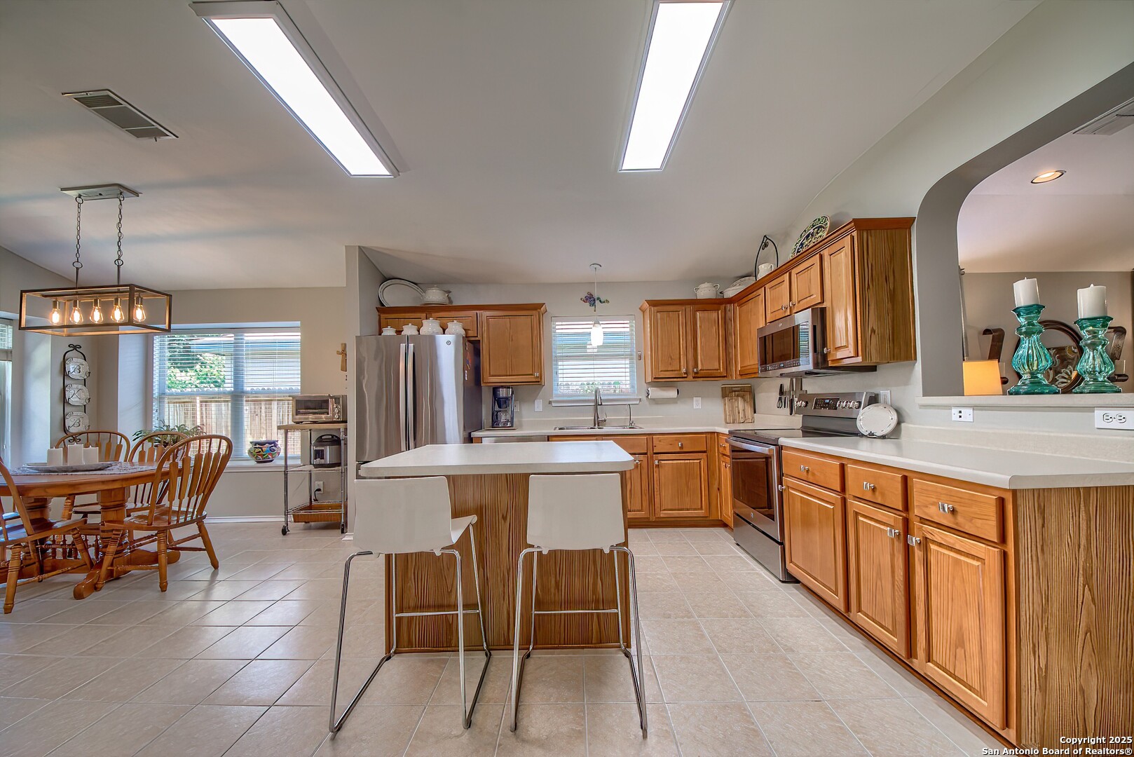 9811 Sandlet Trail