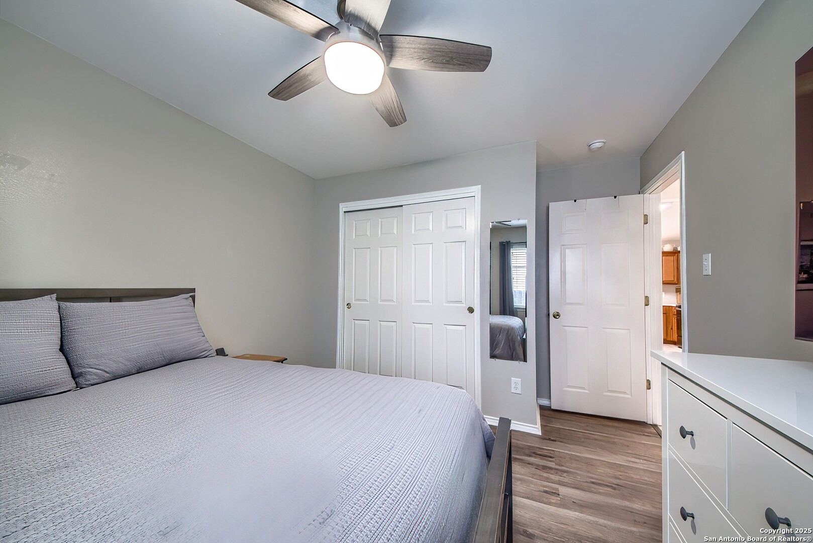 9811 Sandlet Trail