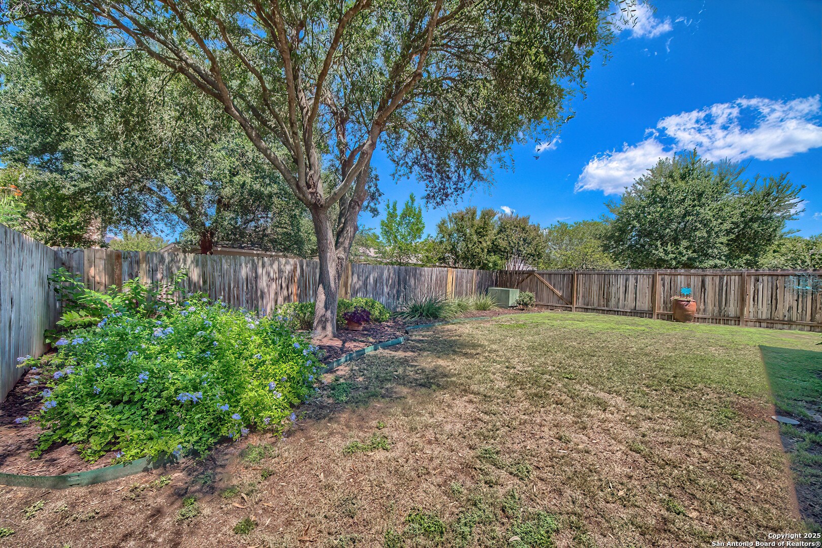 9811 Sandlet Trail