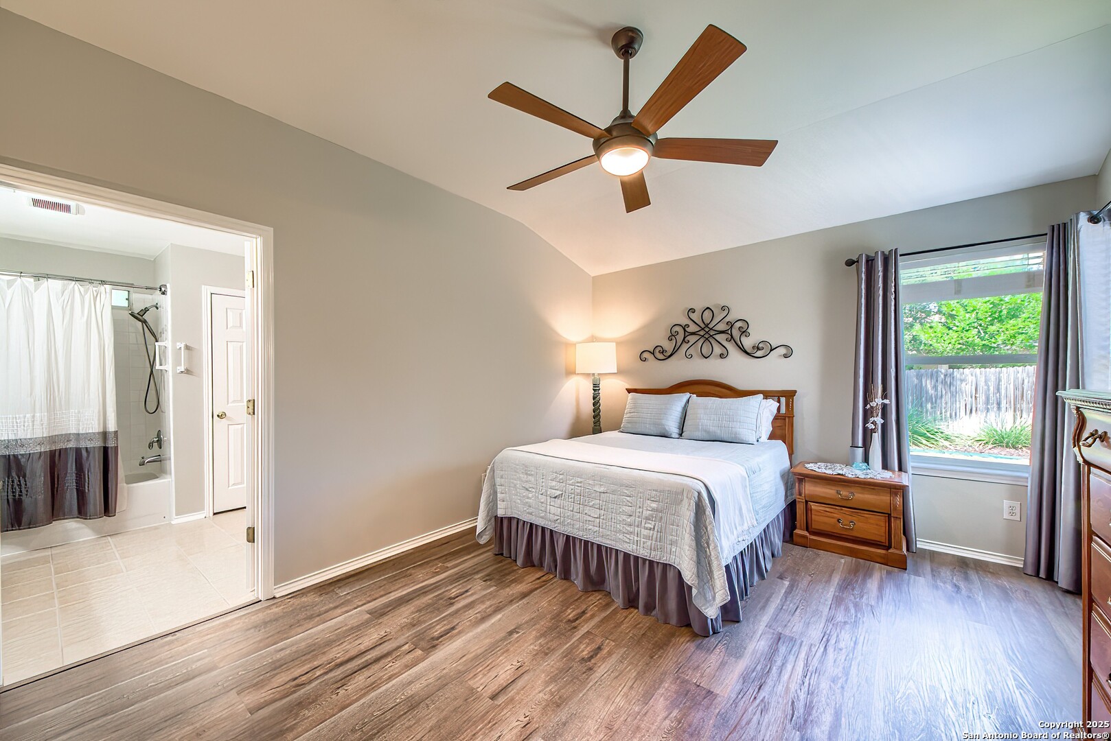 9811 Sandlet Trail
