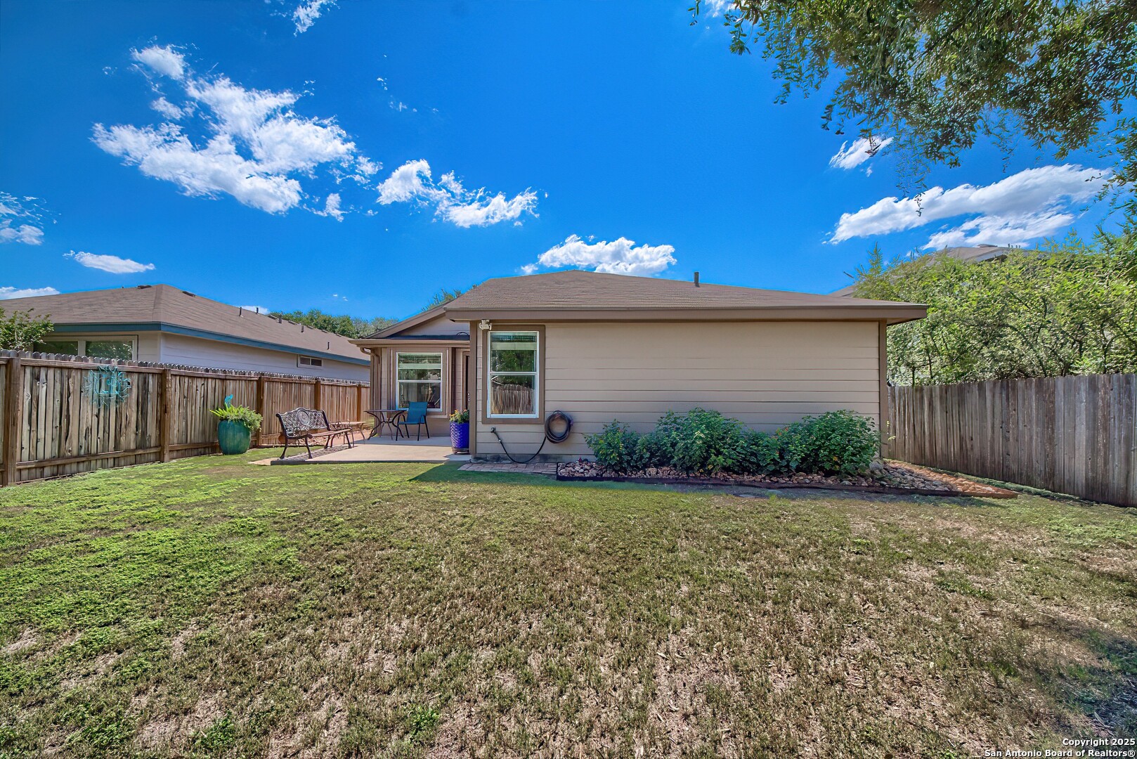 9811 Sandlet Trail