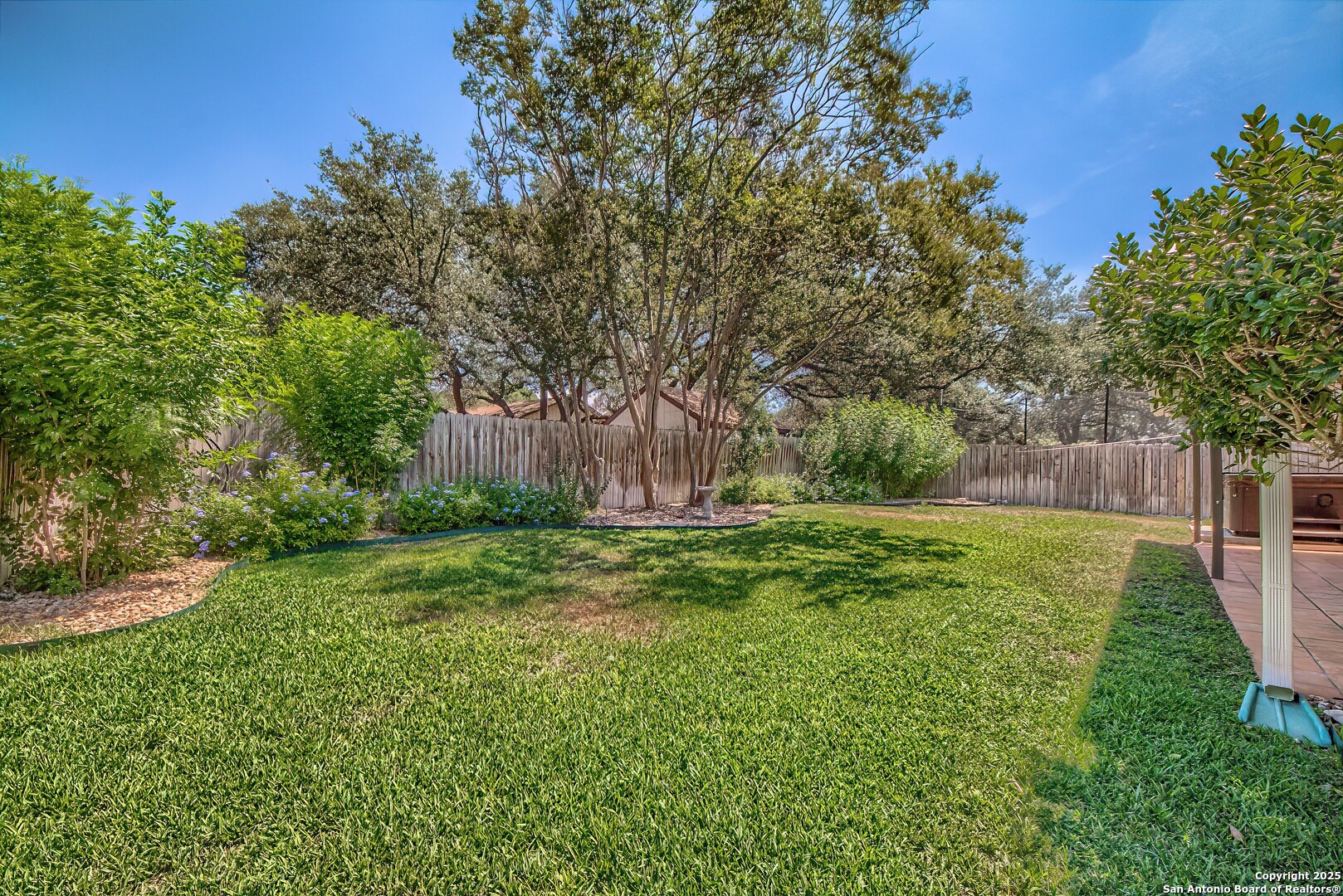 16314 Falcon Hill
