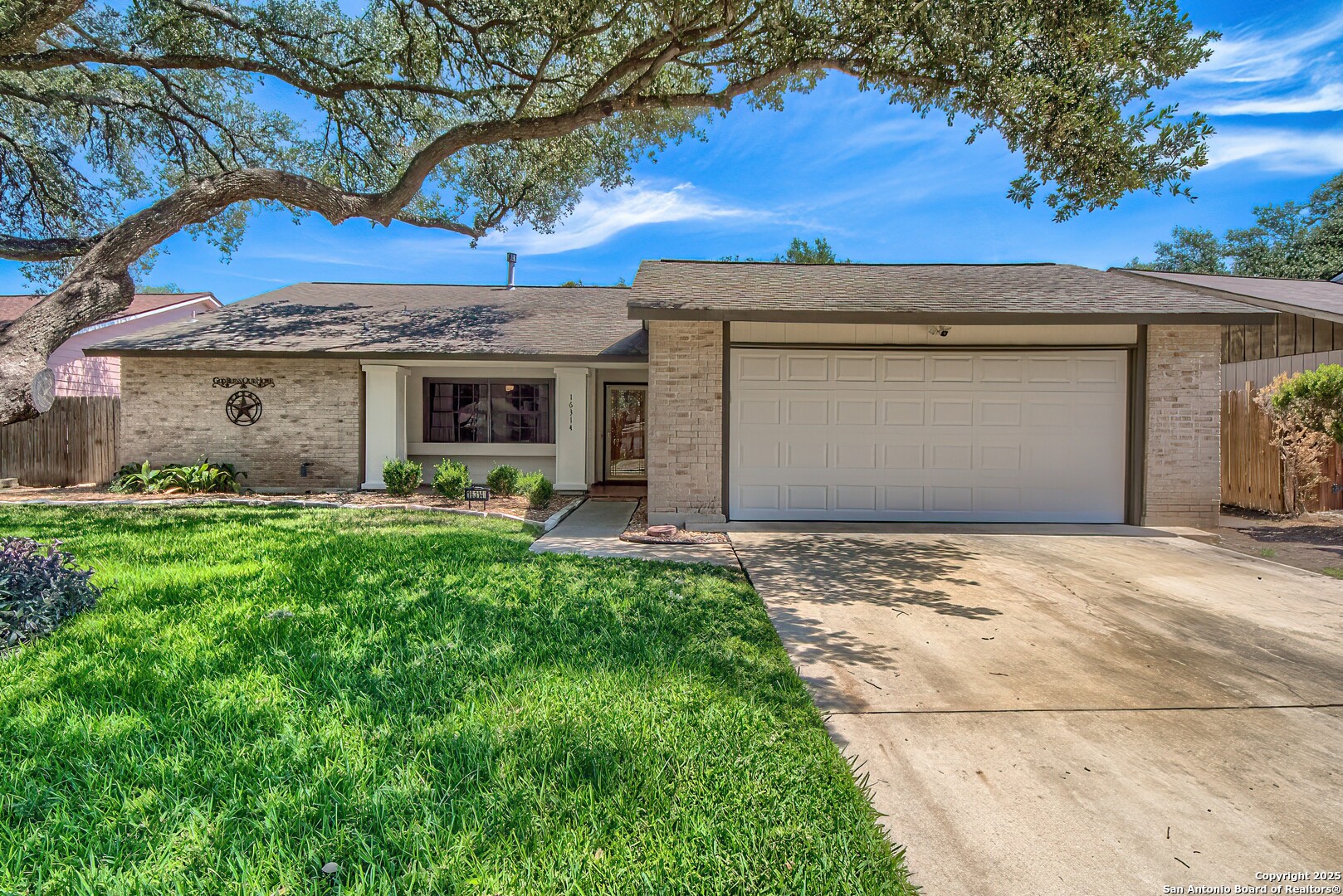 16314 Falcon Hill