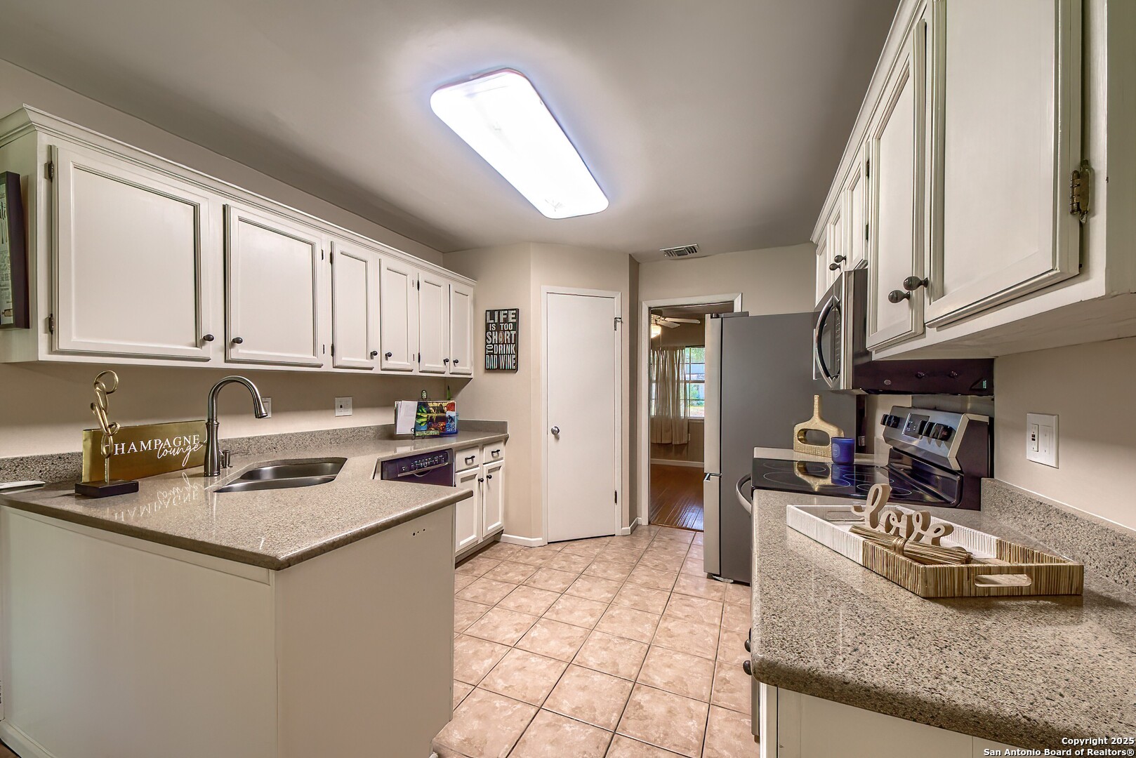 16314 Falcon Hill