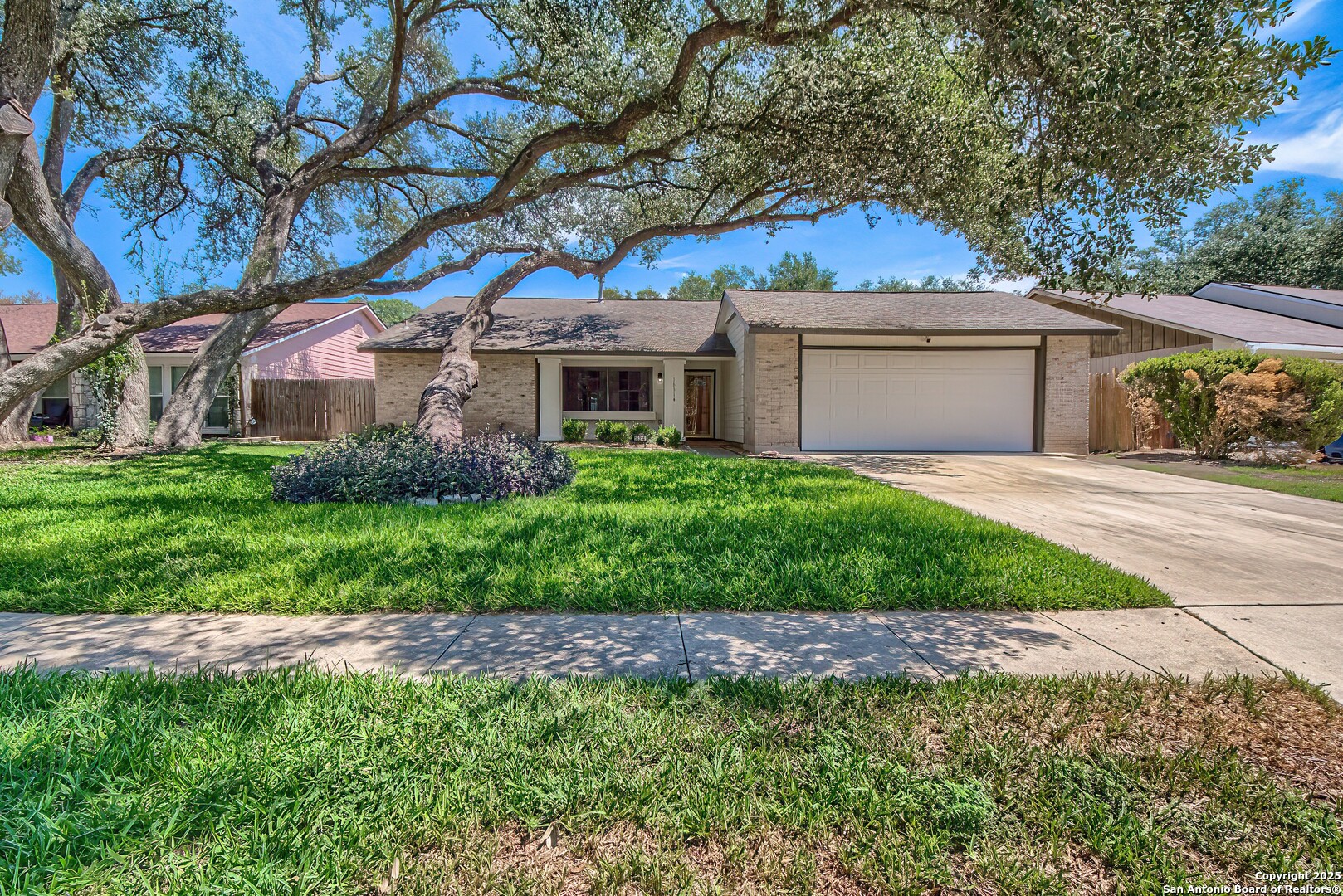 16314 Falcon Hill