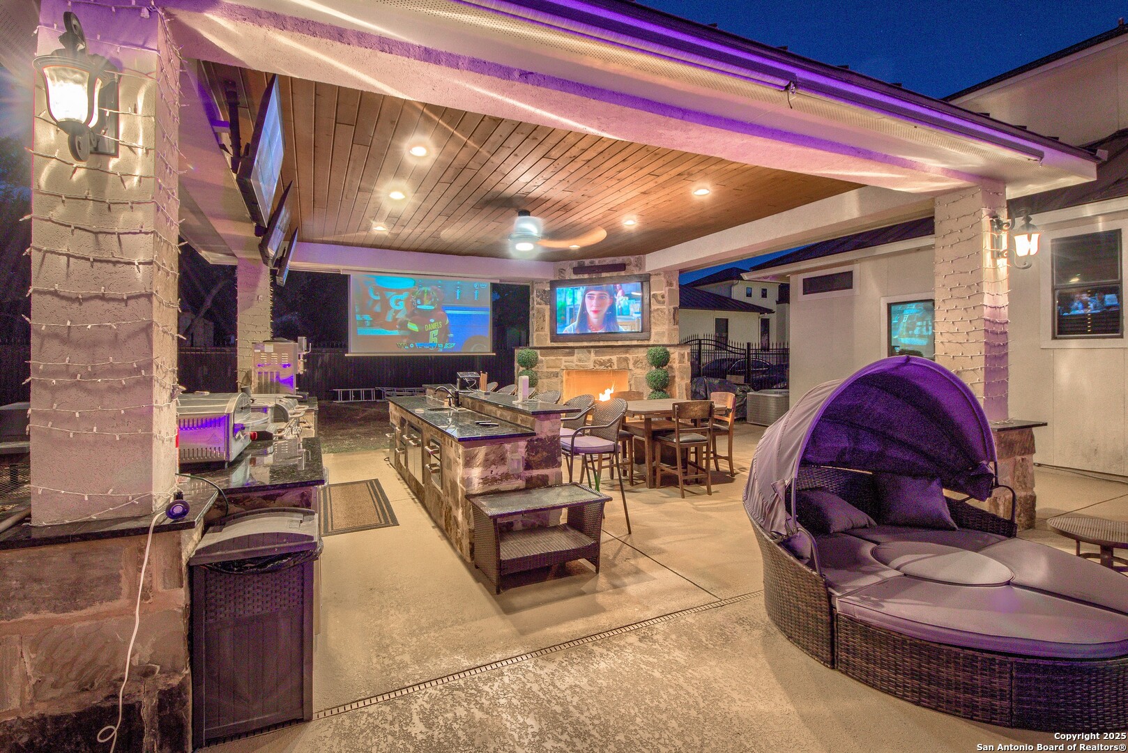 9811 KLEIN CT