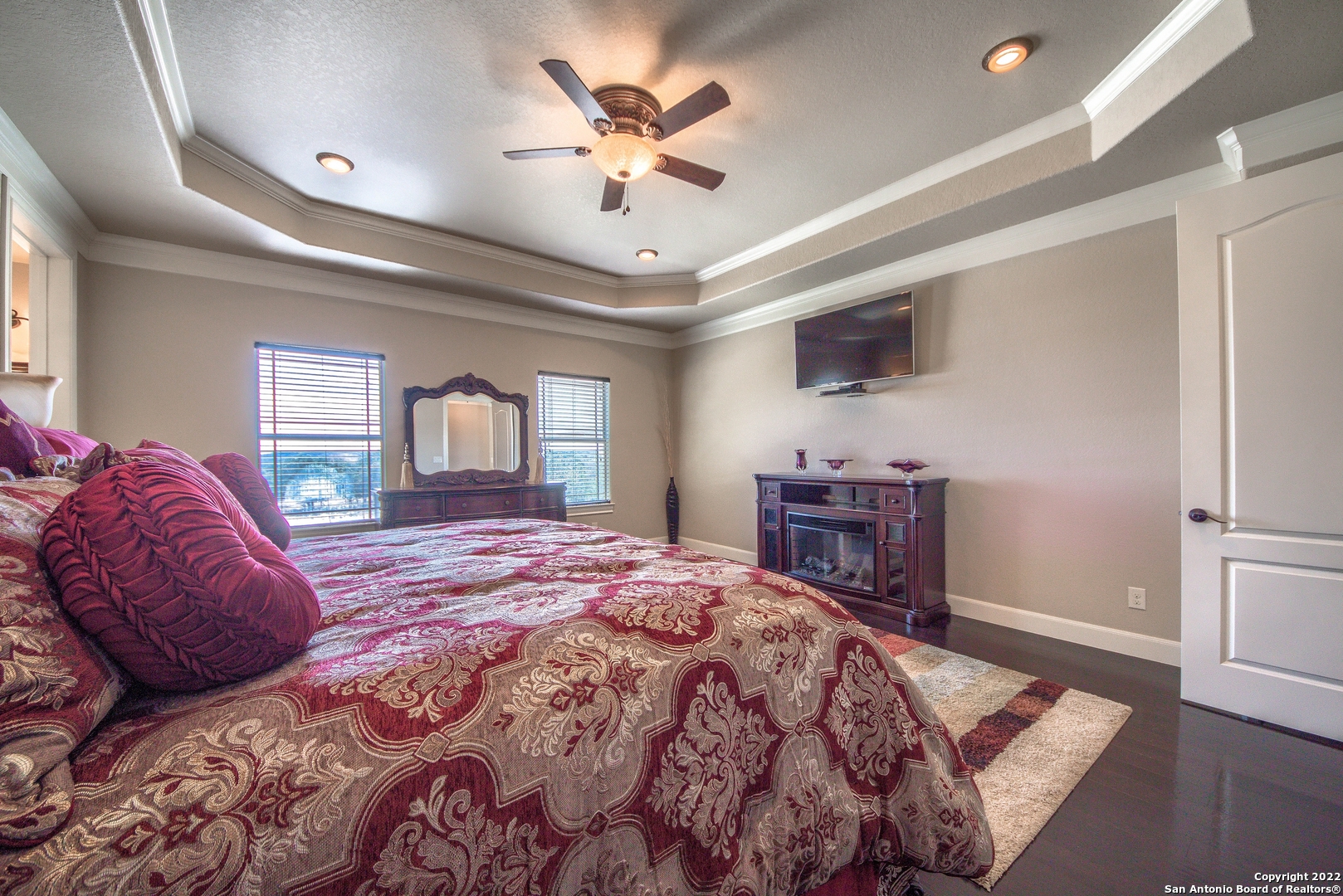9811 KLEIN CT