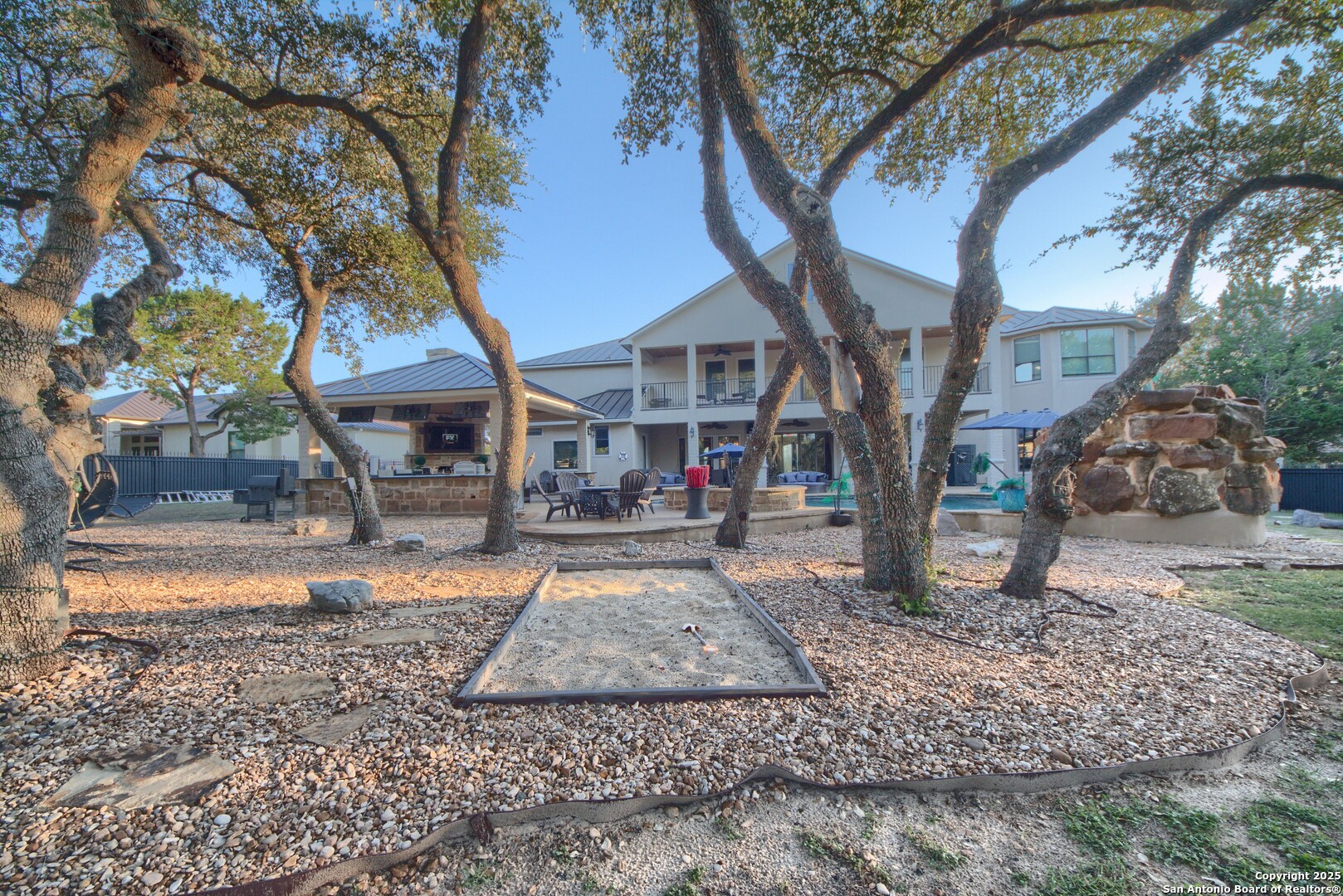 9811 KLEIN CT