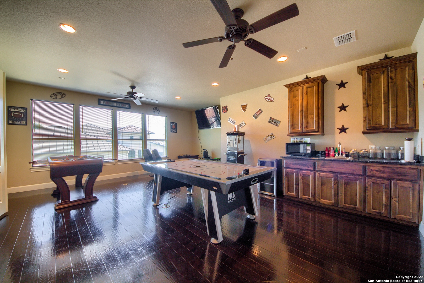 9811 KLEIN CT