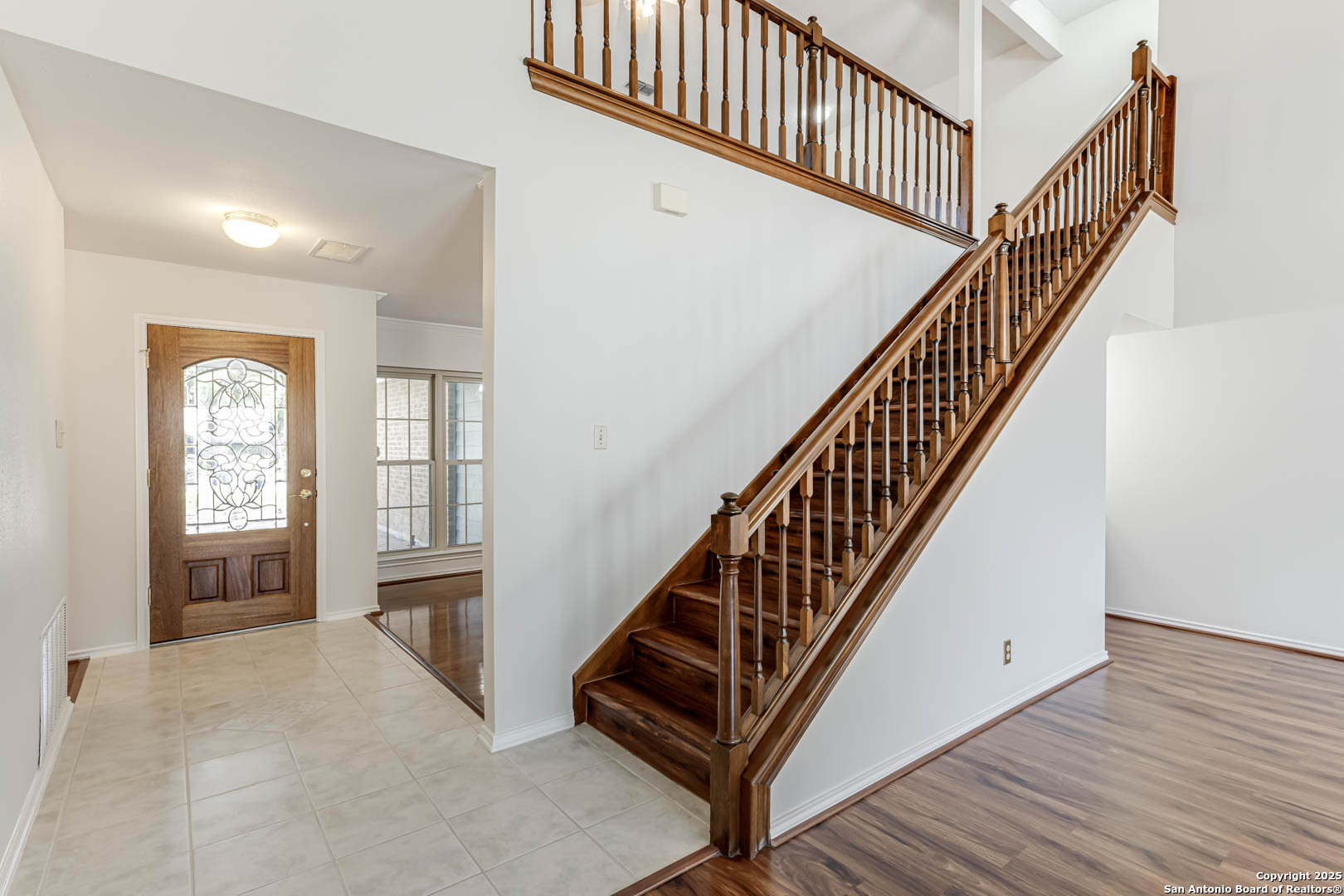 5953 Woodridge Rock