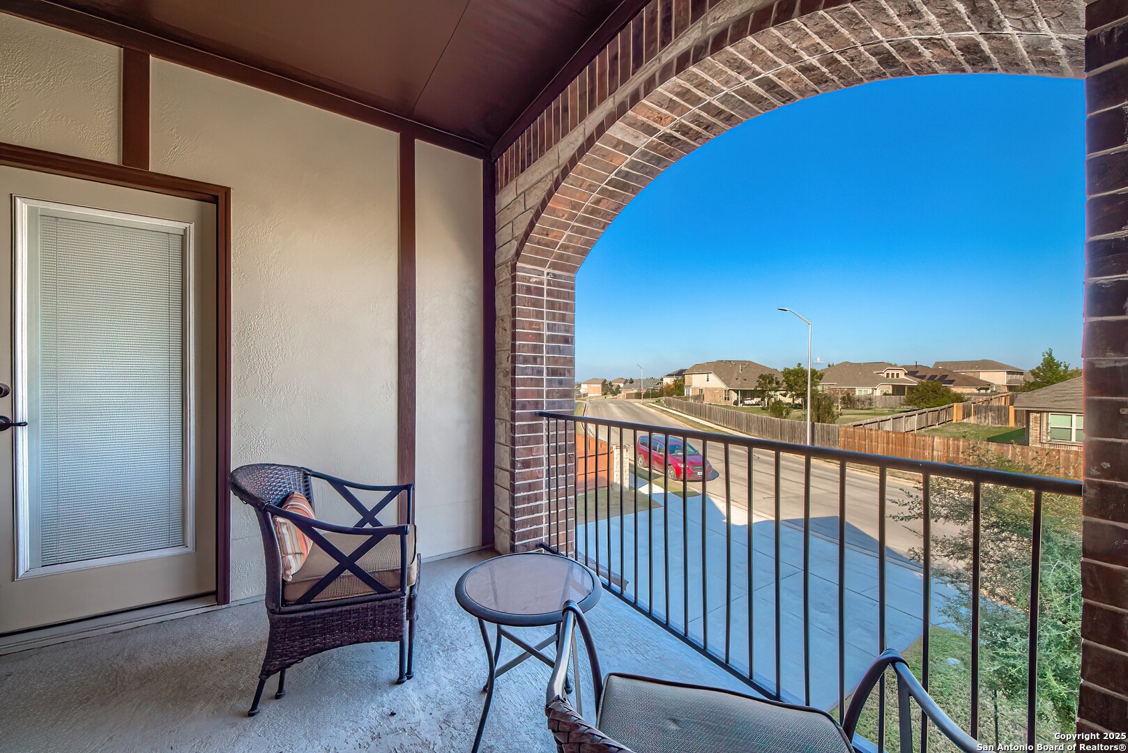 950 Lone Cypress