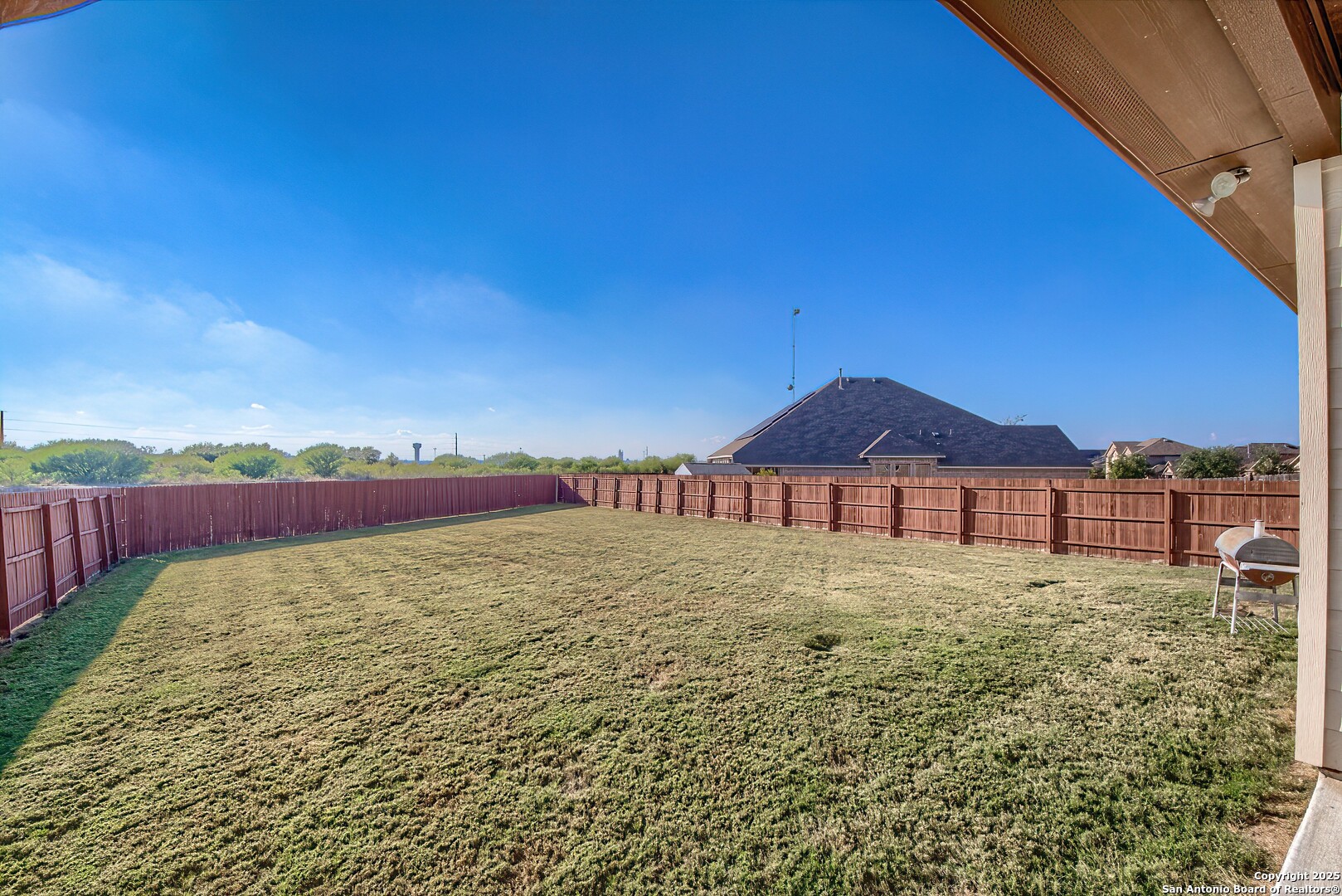 950 Lone Cypress