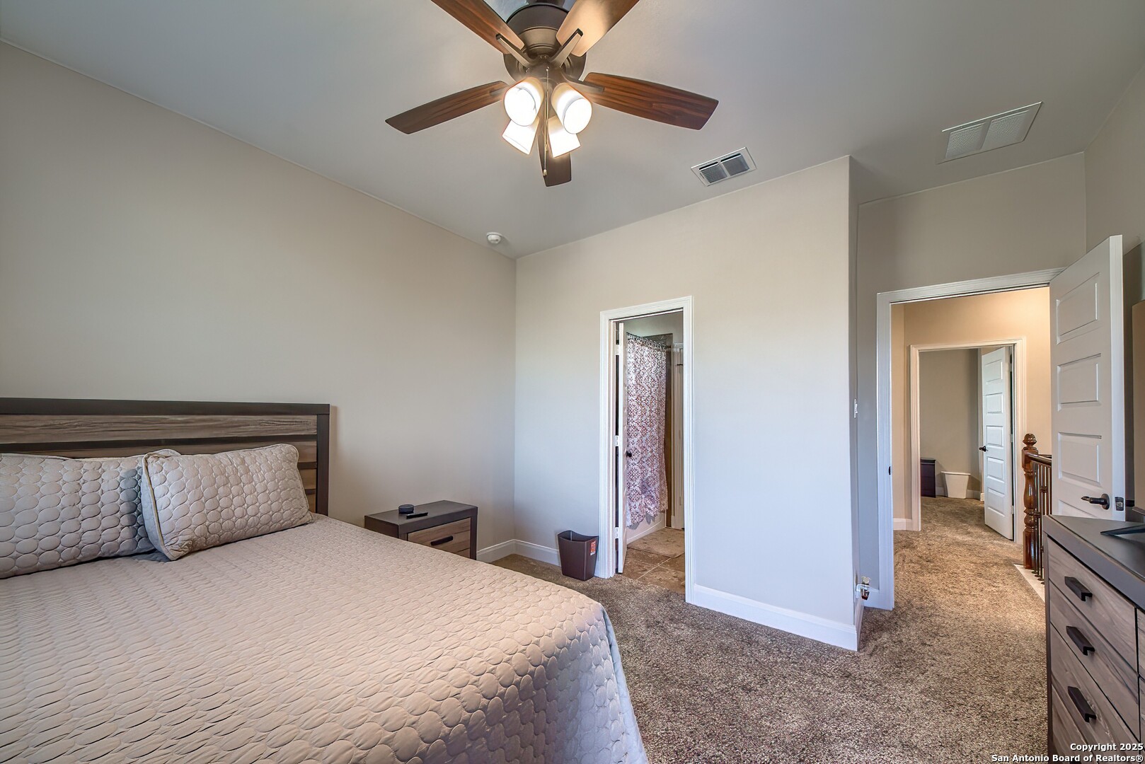 950 Lone Cypress