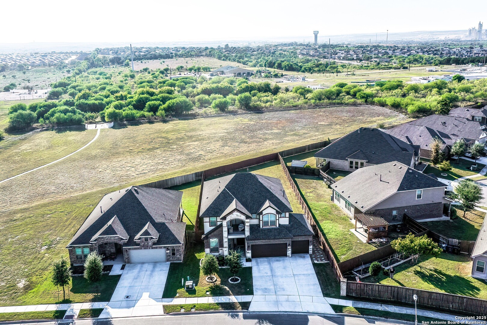 950 Lone Cypress