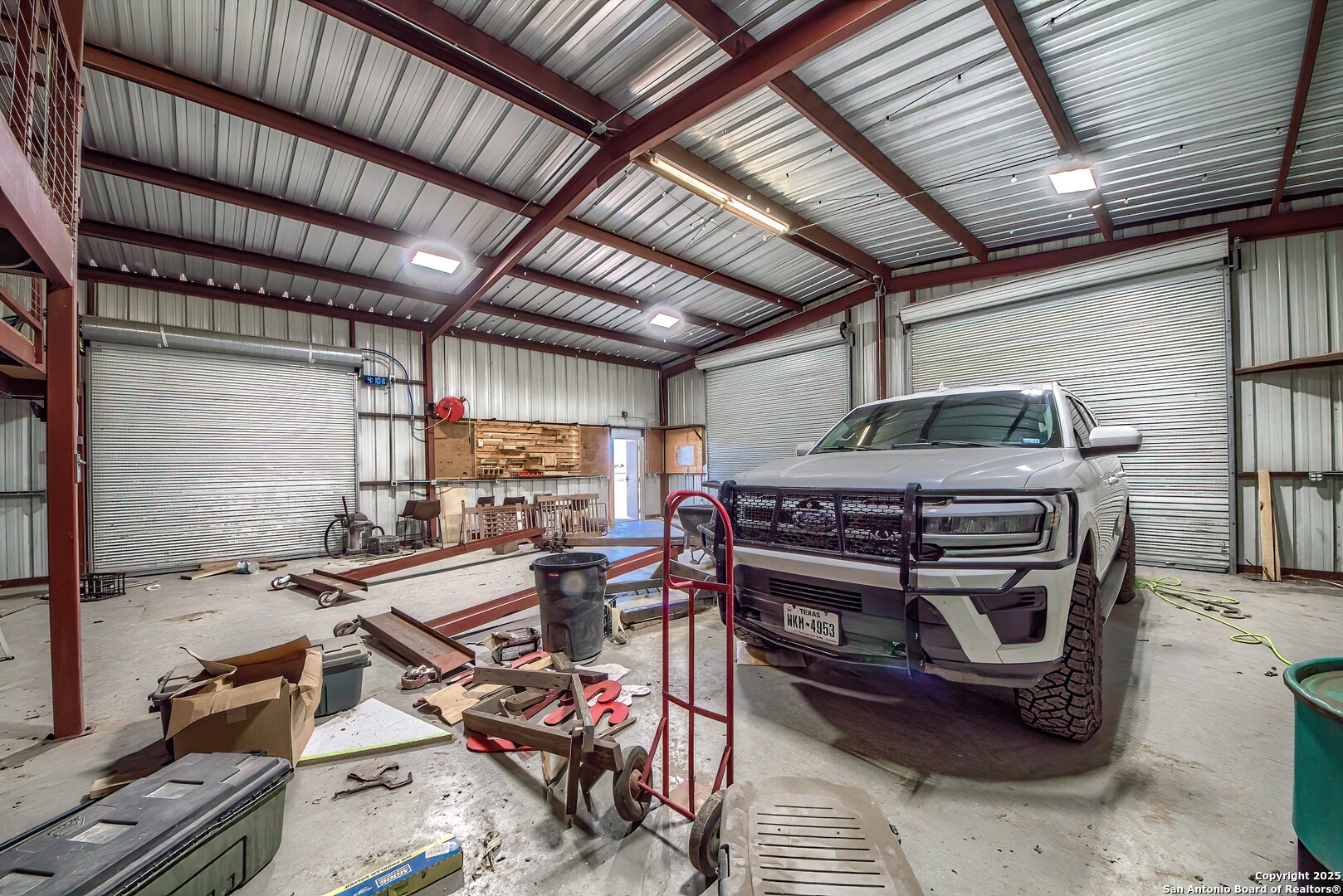 240 Glory Lane