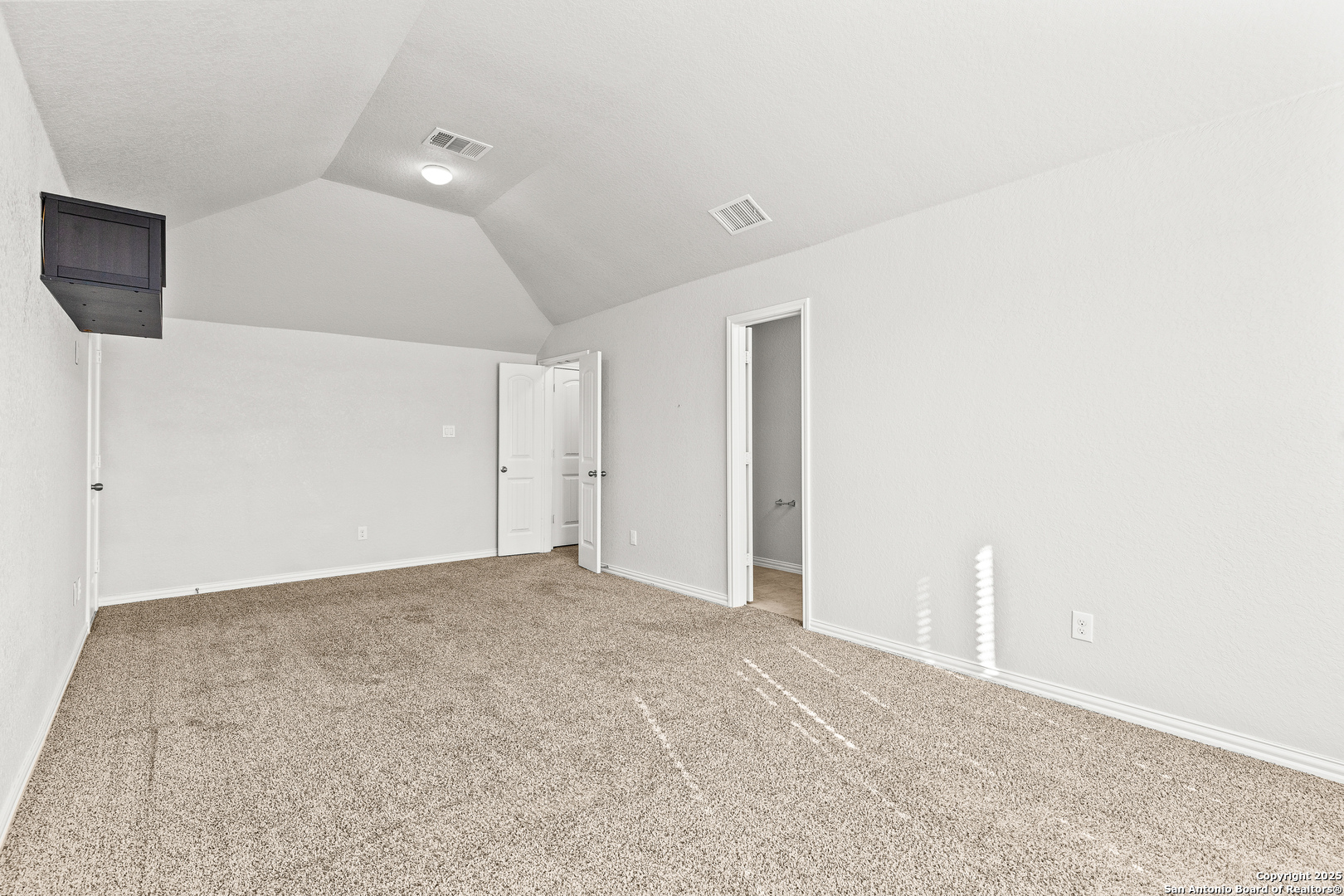 14118 Saratoga Pass