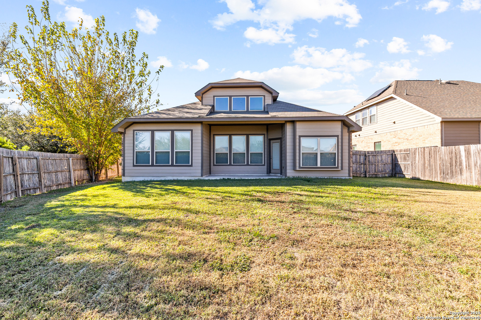 14118 Saratoga Pass