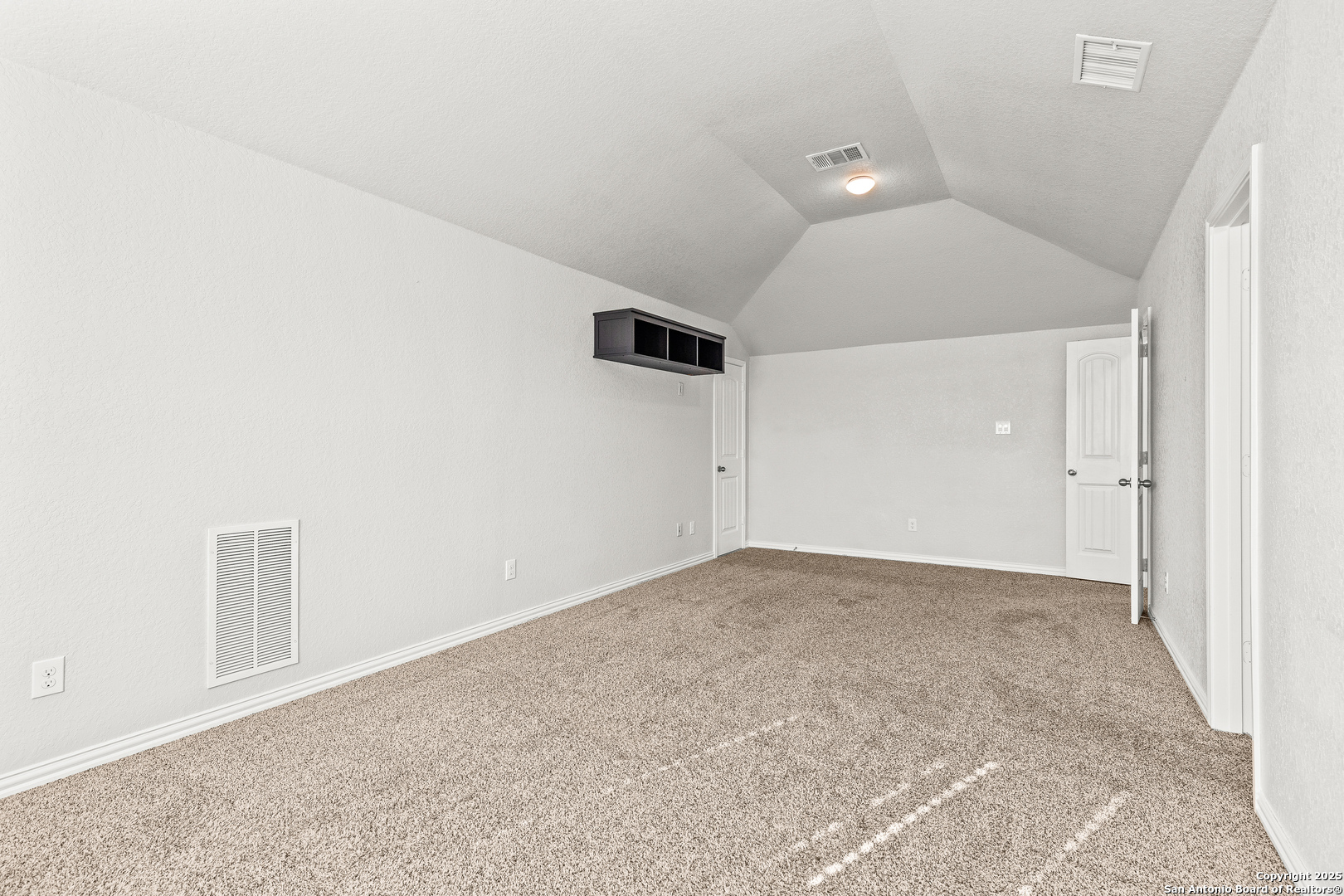 14118 Saratoga Pass