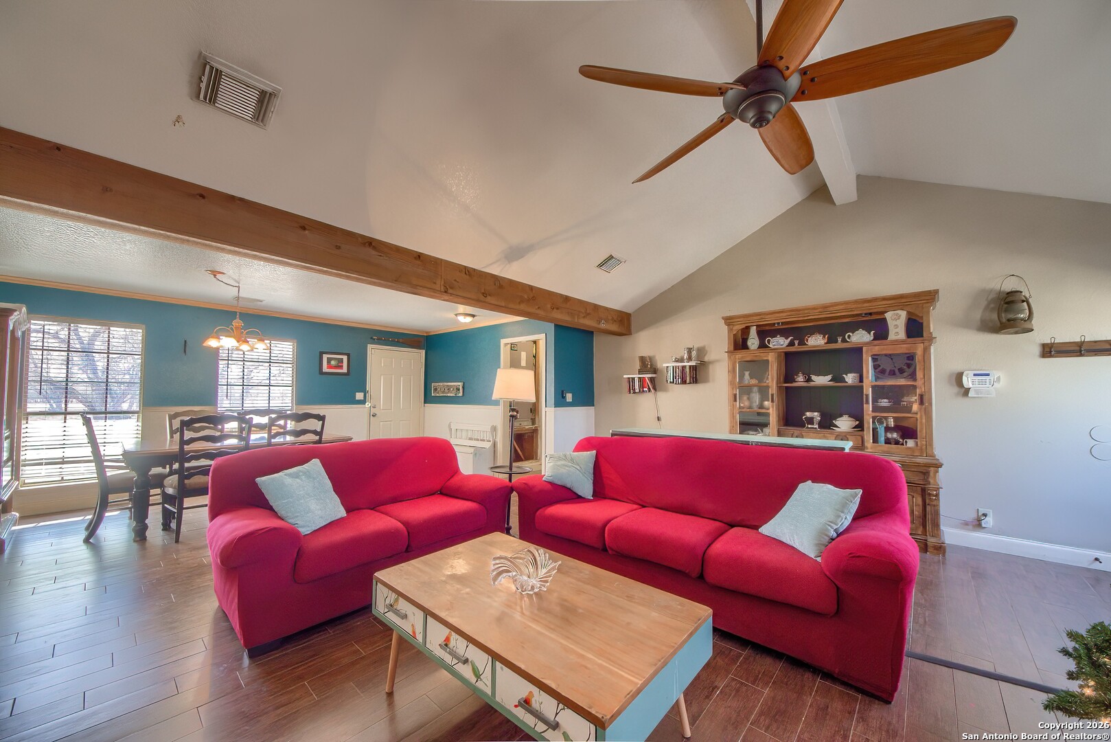 200 Meadowview