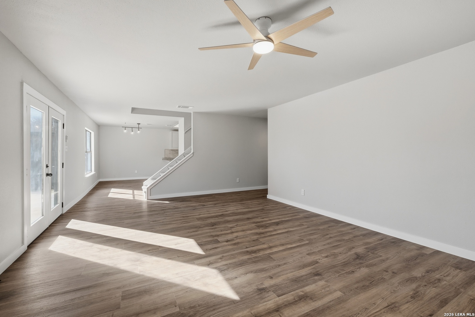 8010 Coral Meadow