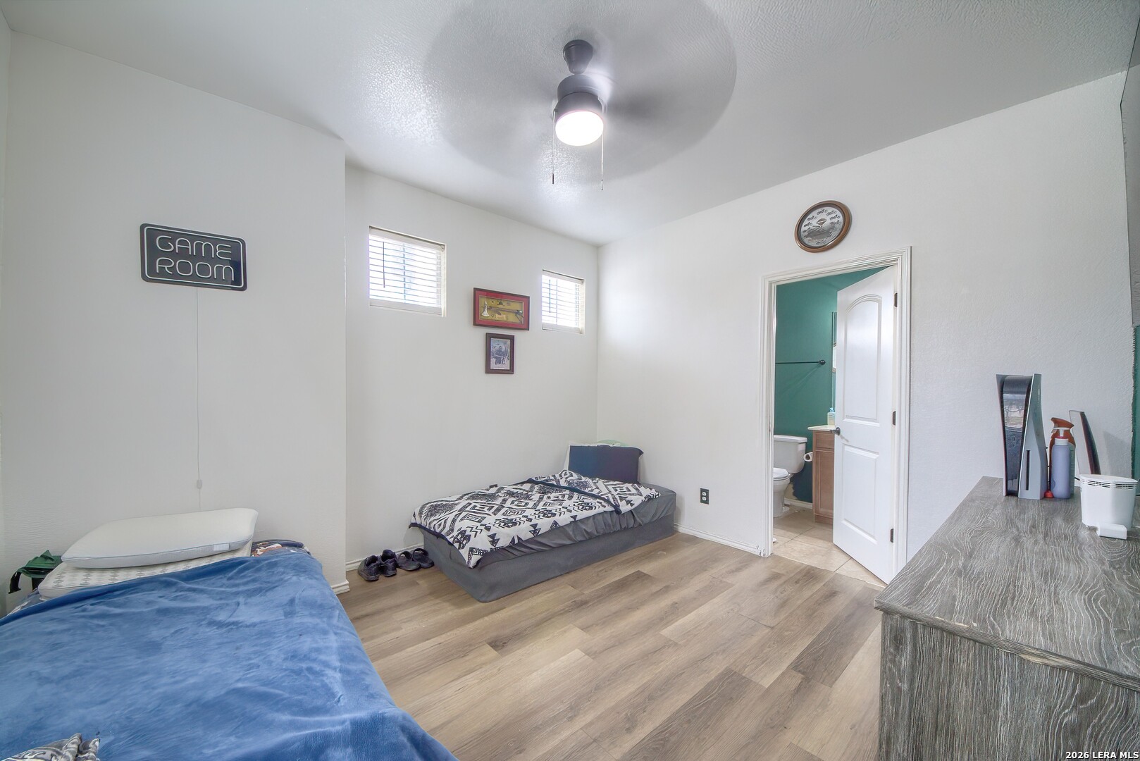 10727 Bushbuck Field