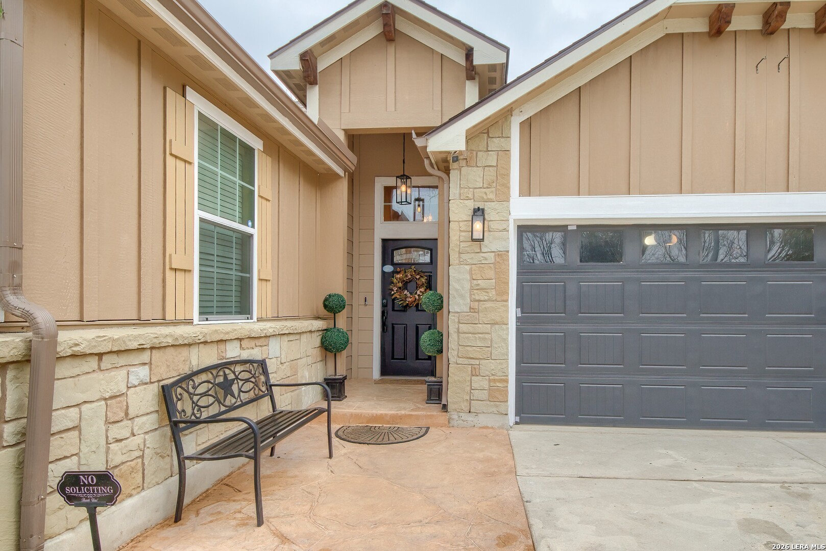 10727 Bushbuck Field